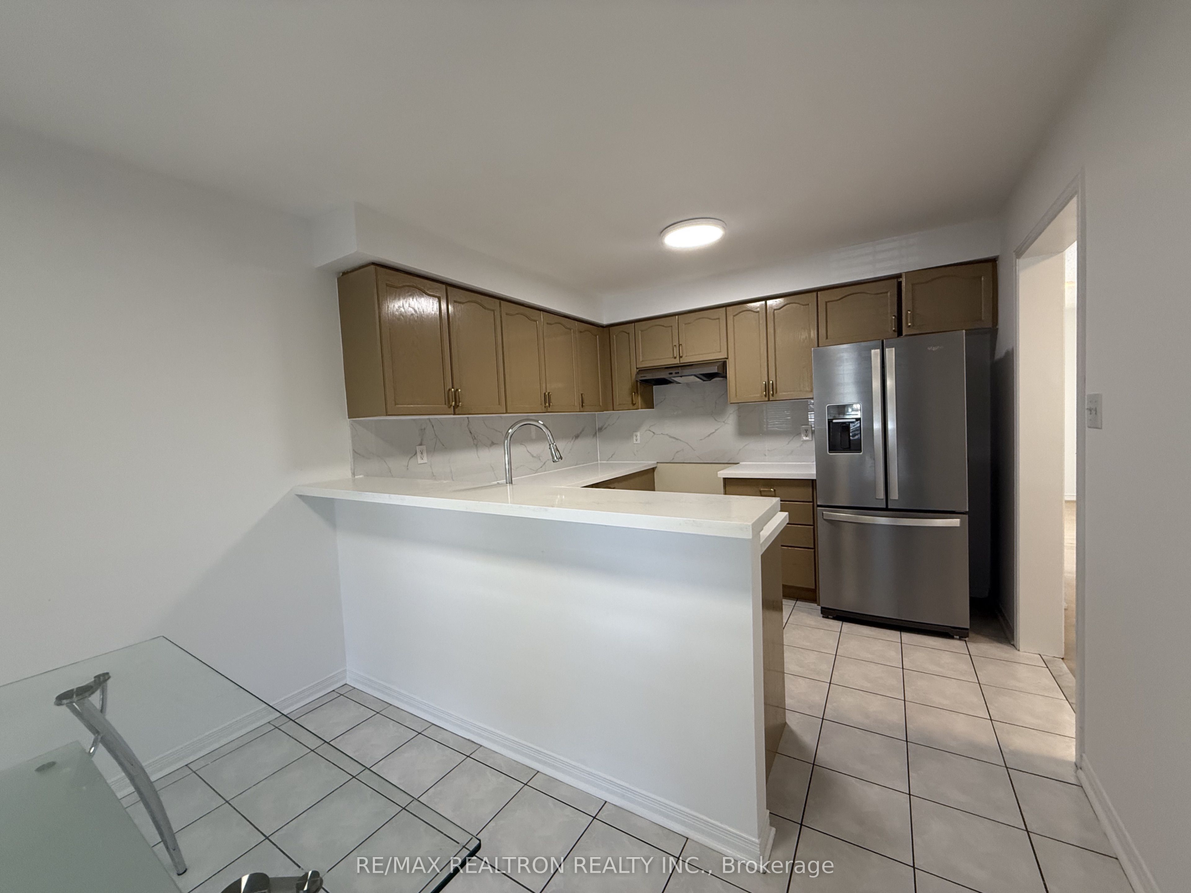 663 South Unionville Avenue Property Photo 2