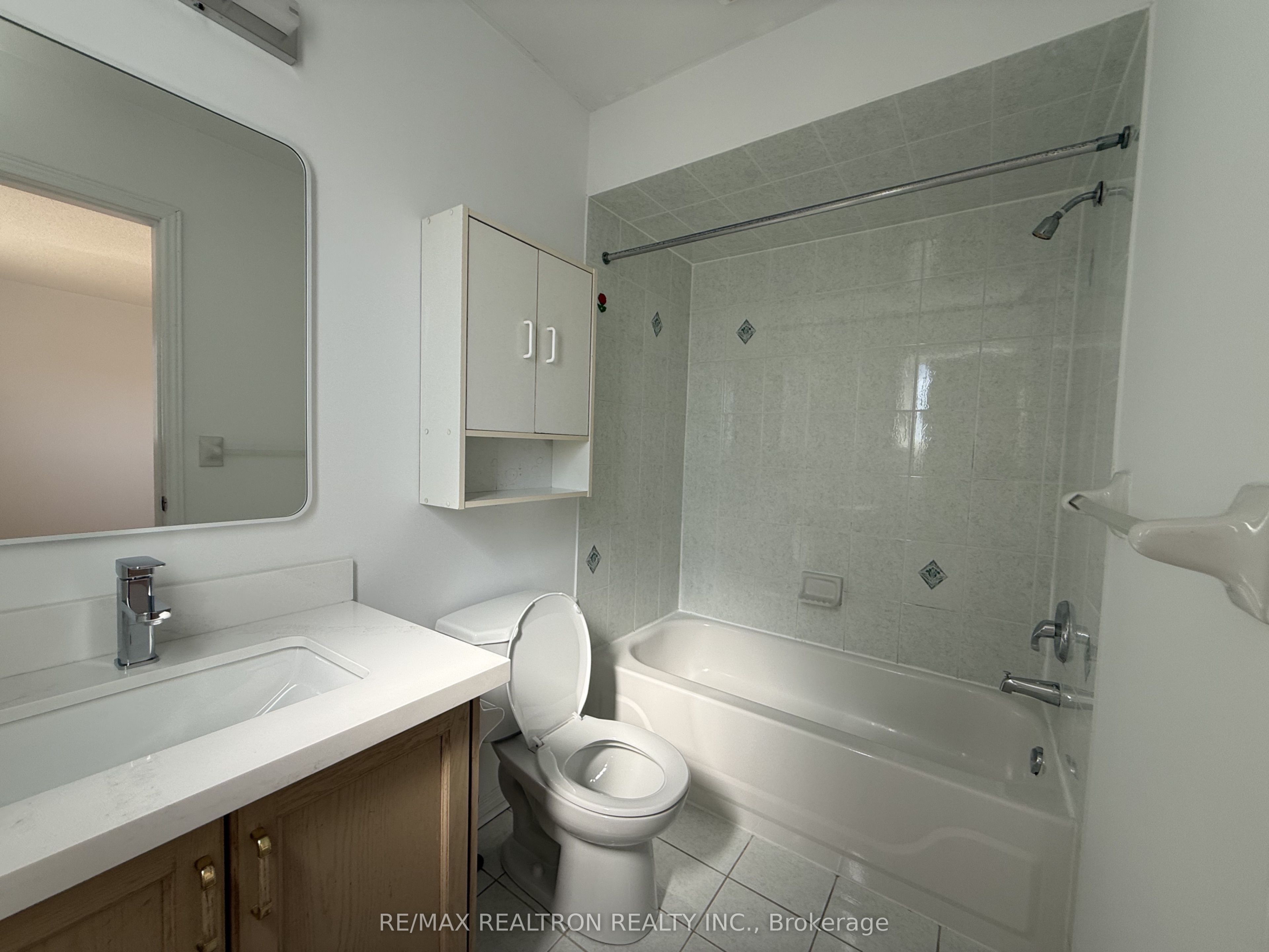 663 South Unionville Avenue Property Photo 7
