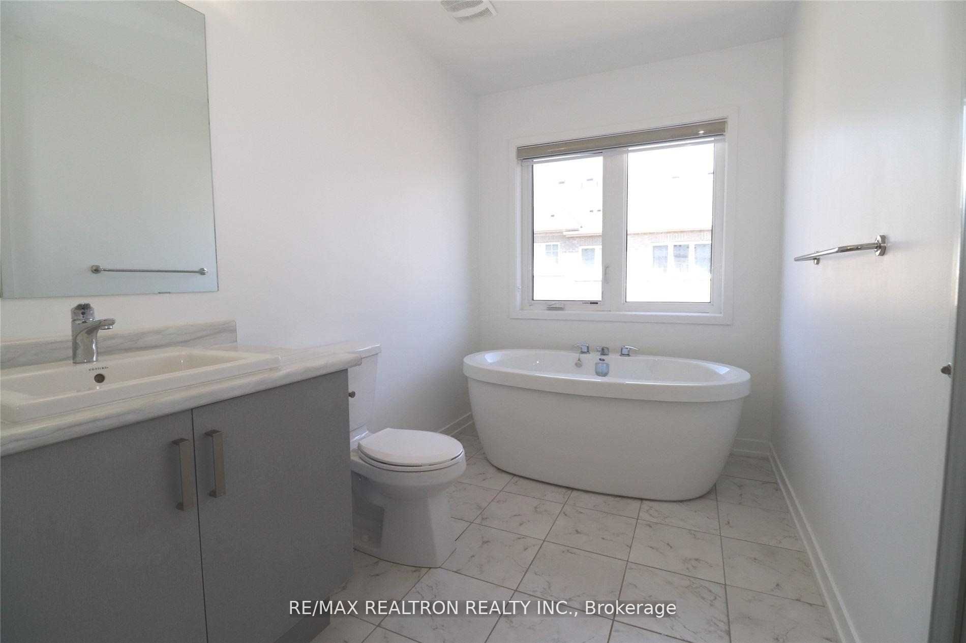 162 Harding Park Street Property Photo 17
