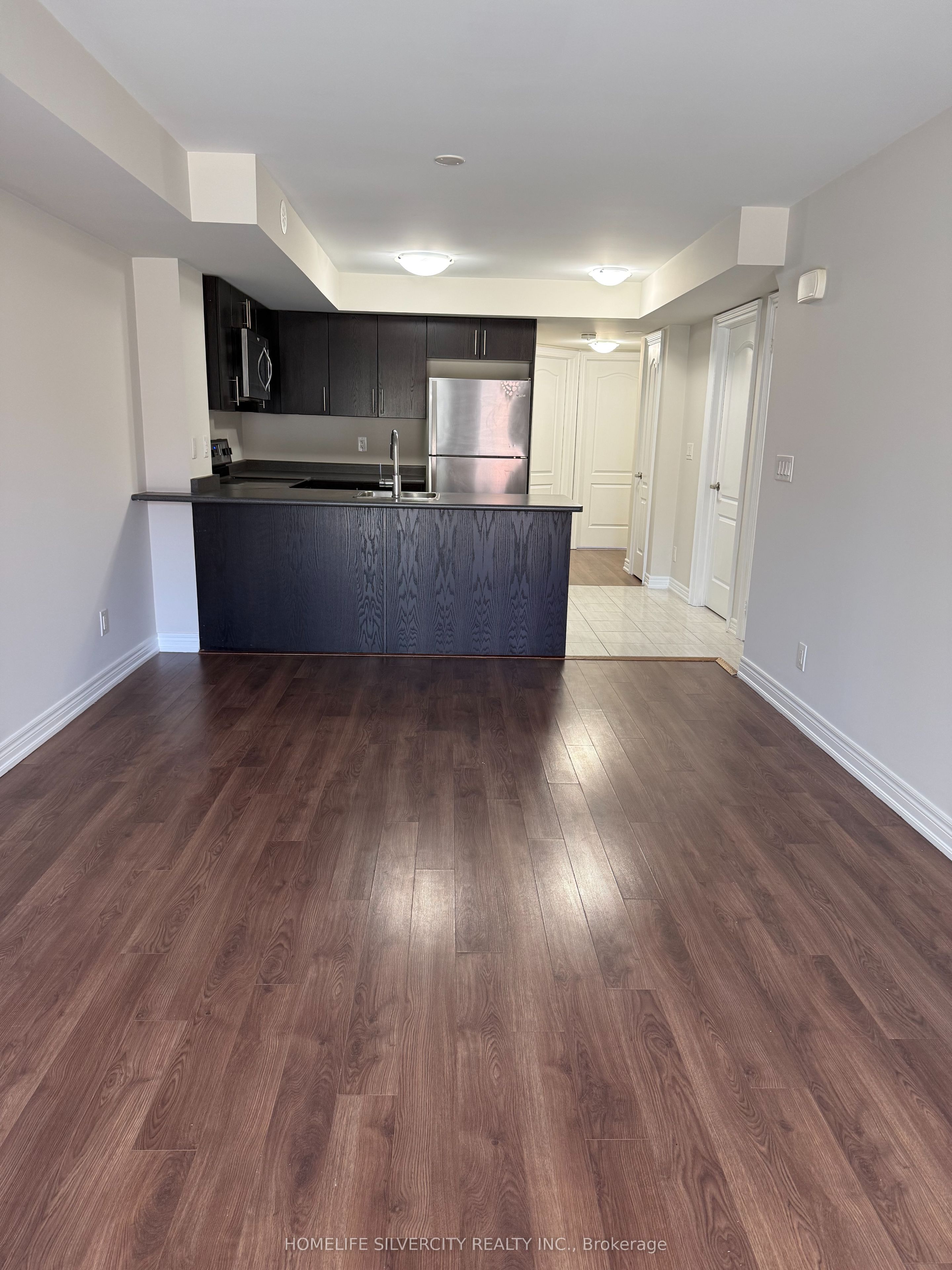 2 Dunsheath Way 114 Property Photo 3