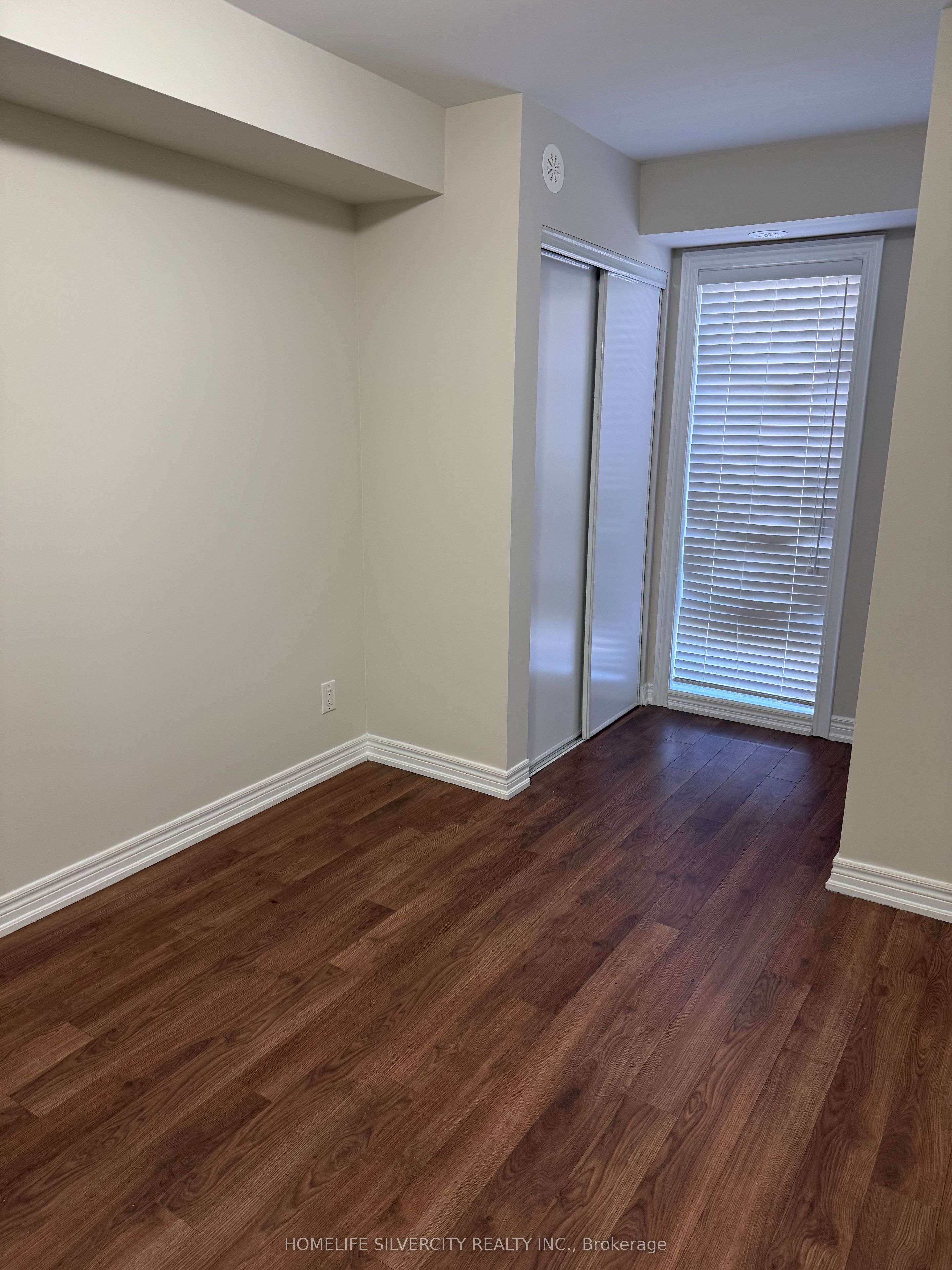 2 Dunsheath Way 114 Property Photo 8