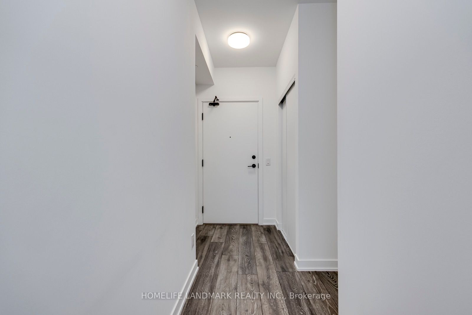8888 Yonge Street 307 Property Photo 7