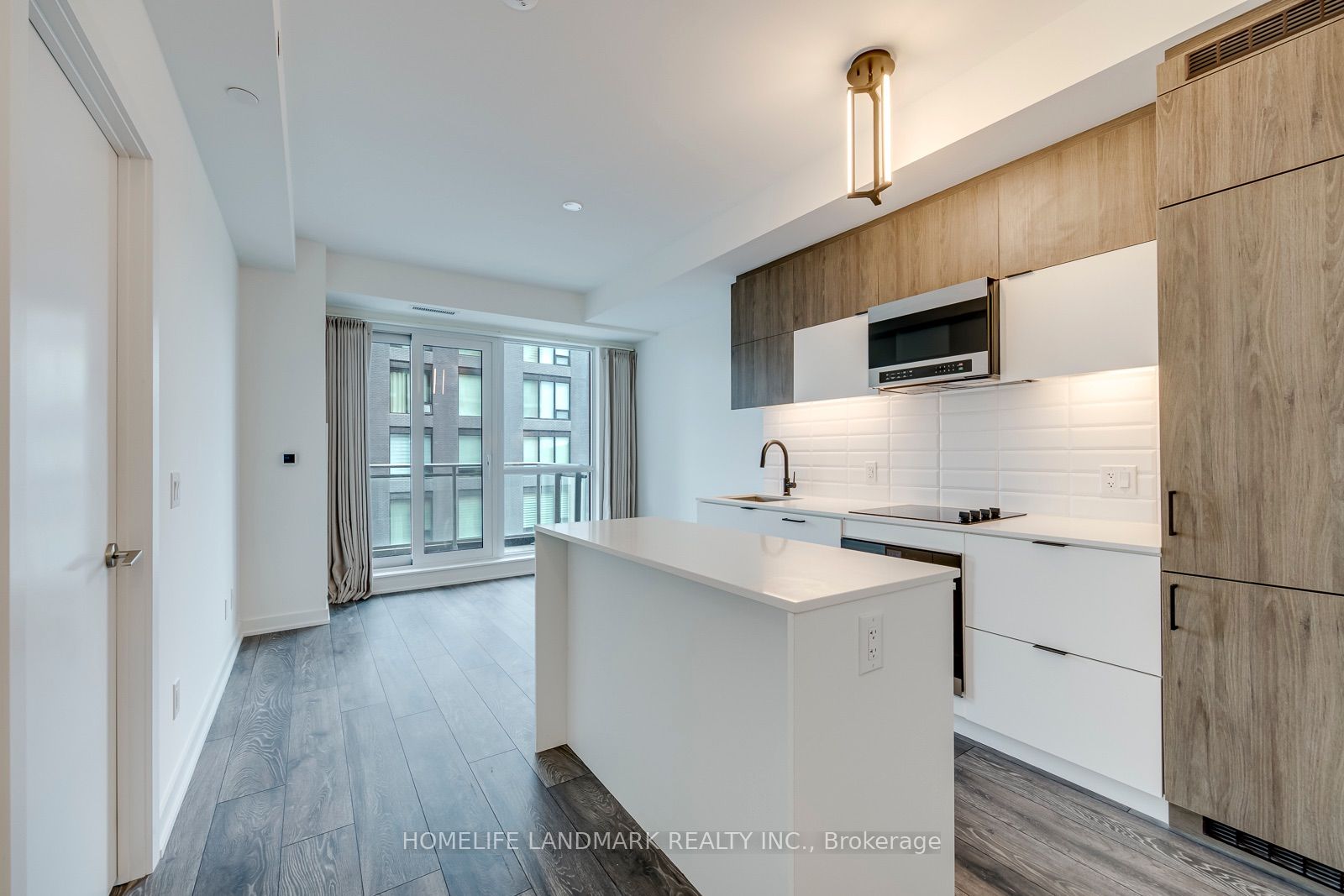 8888 Yonge Street 307 Property Photo 10