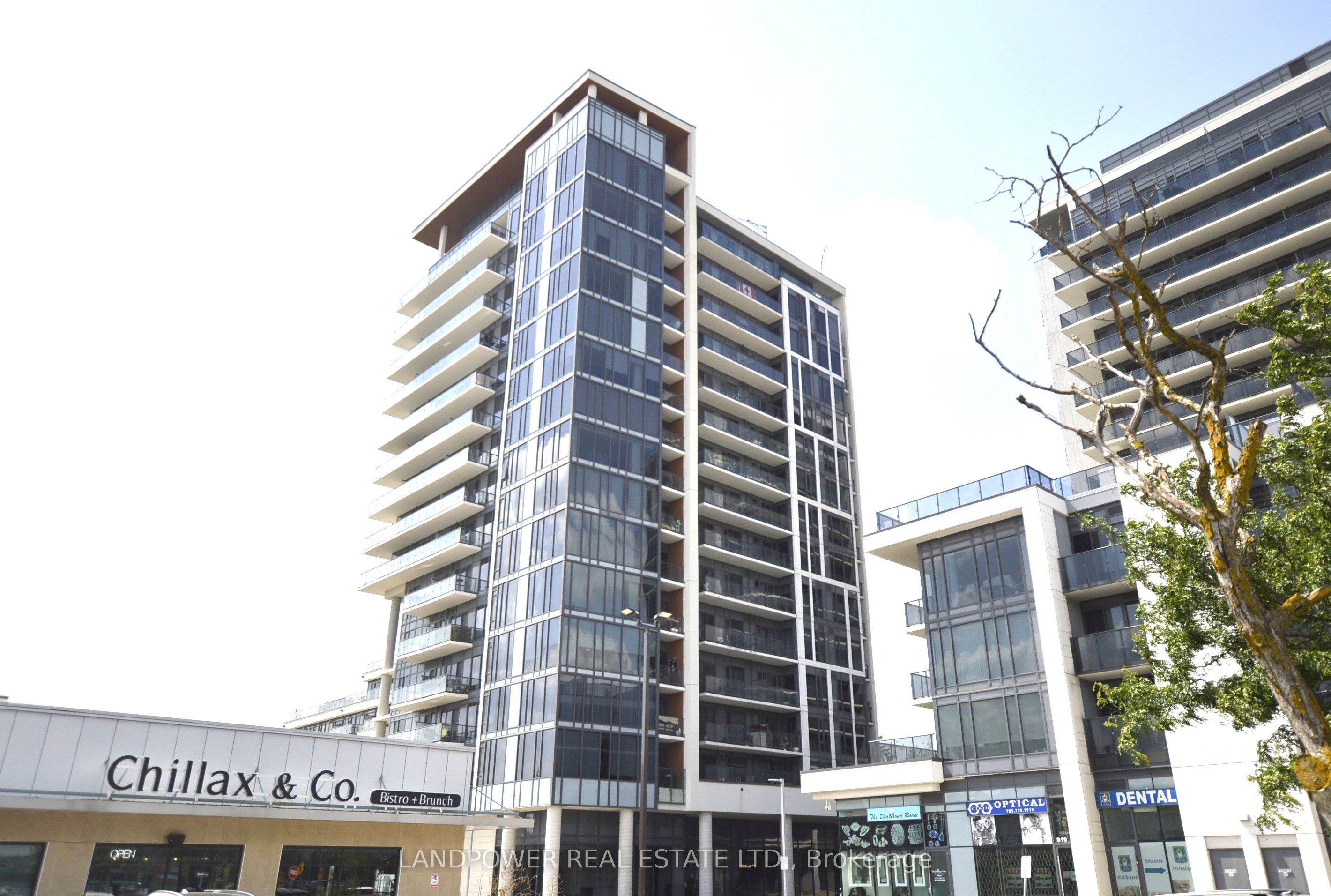9618 Yonge Street 220 Property Photo 2