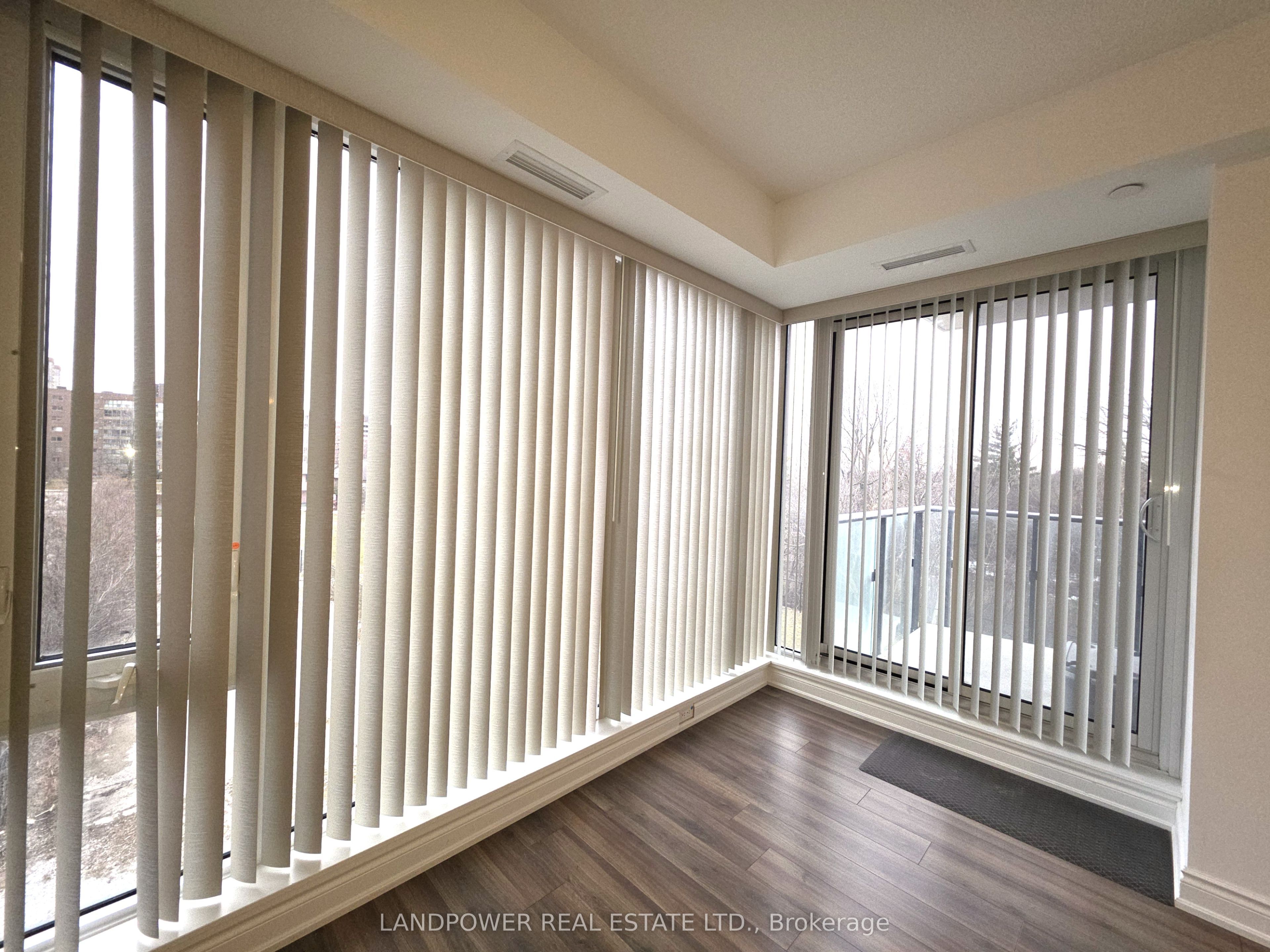 9618 Yonge Street 220 Property Photo 17