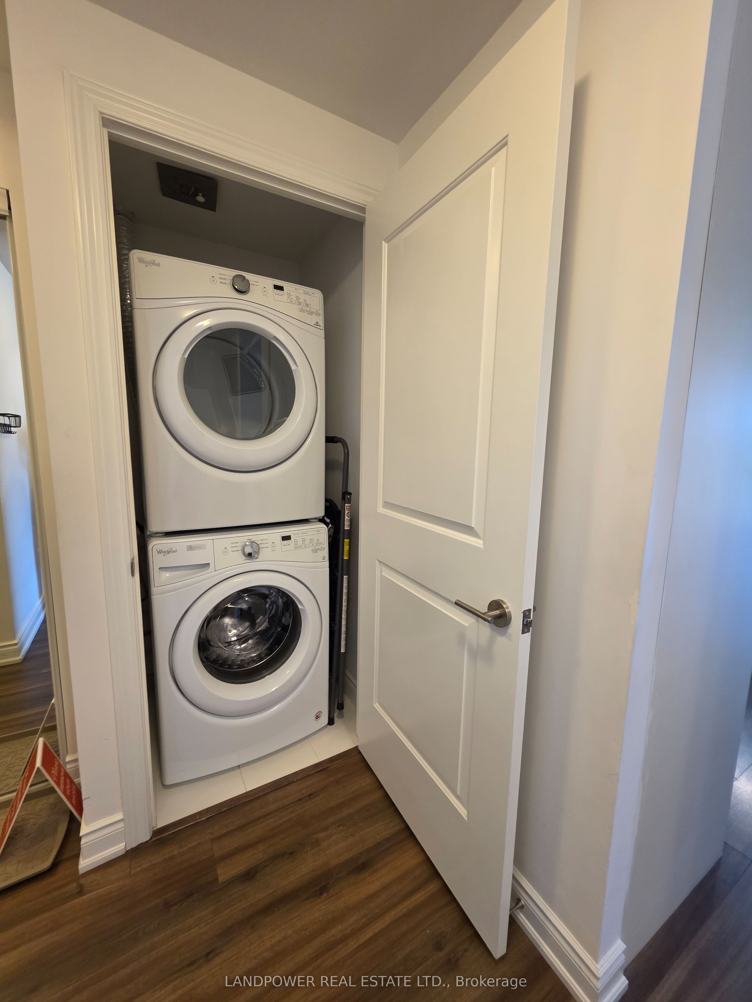 9618 Yonge Street 220 Property Photo 27