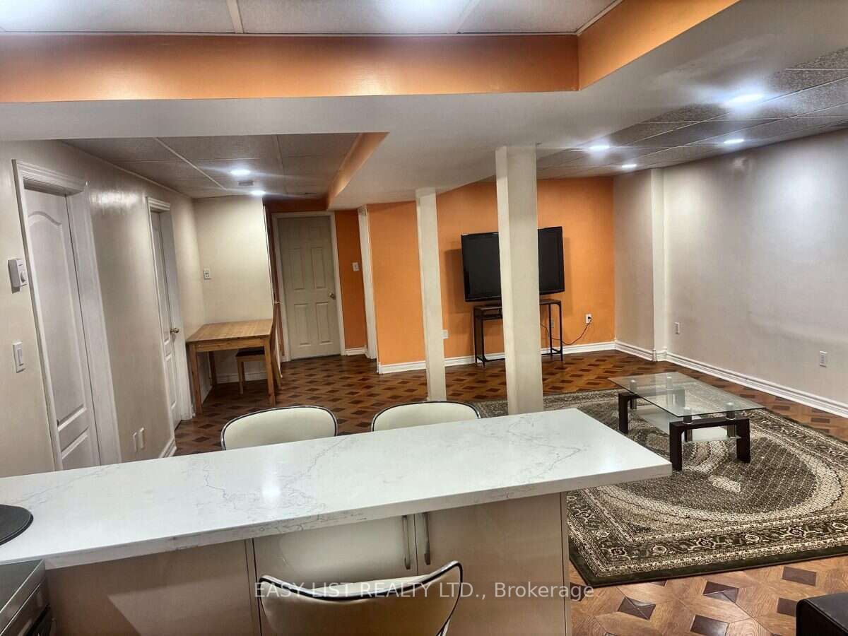 31 Canyon Creek Avenue Property Photo 4