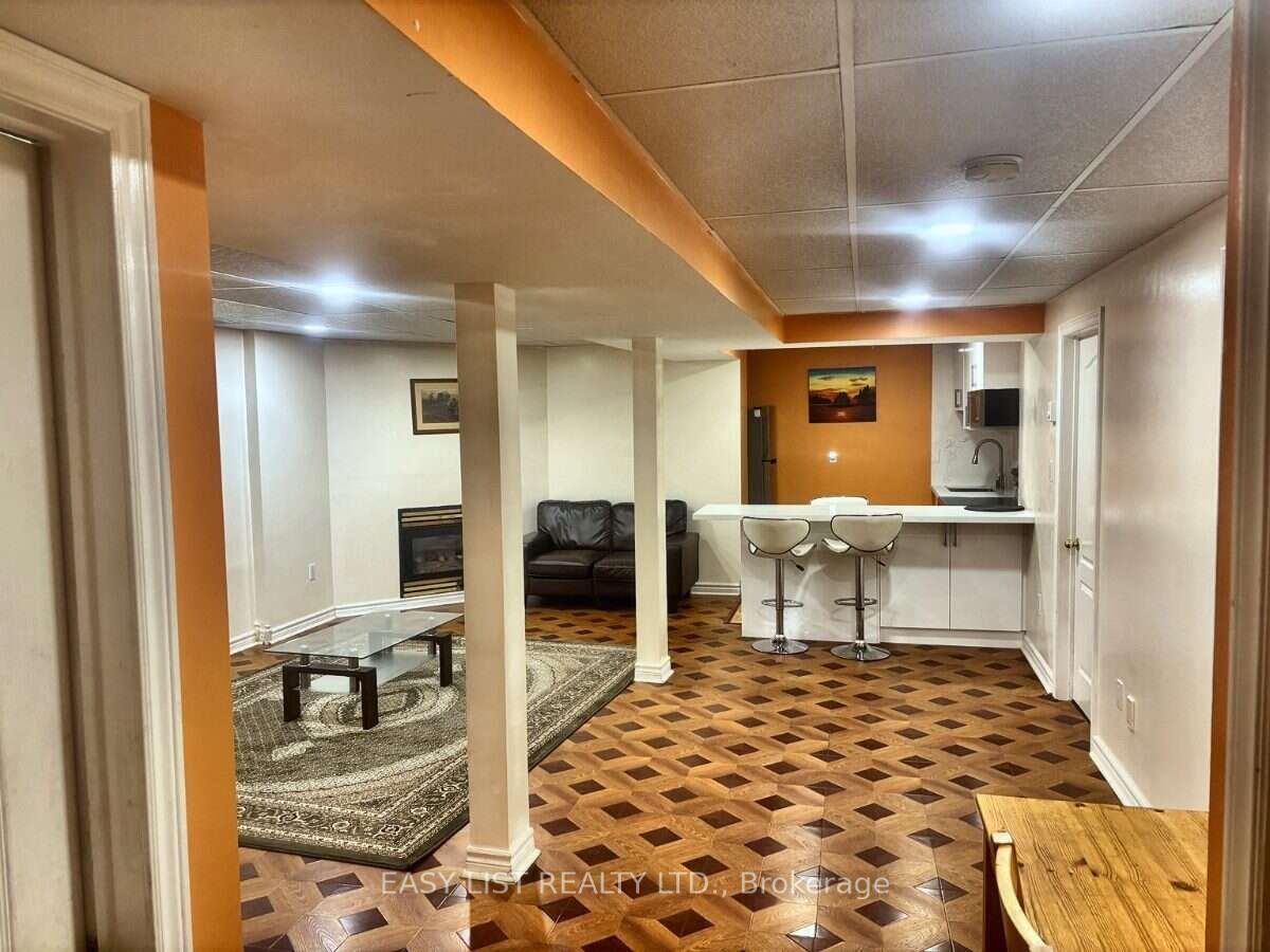31 Canyon Creek Avenue Property Photo 7
