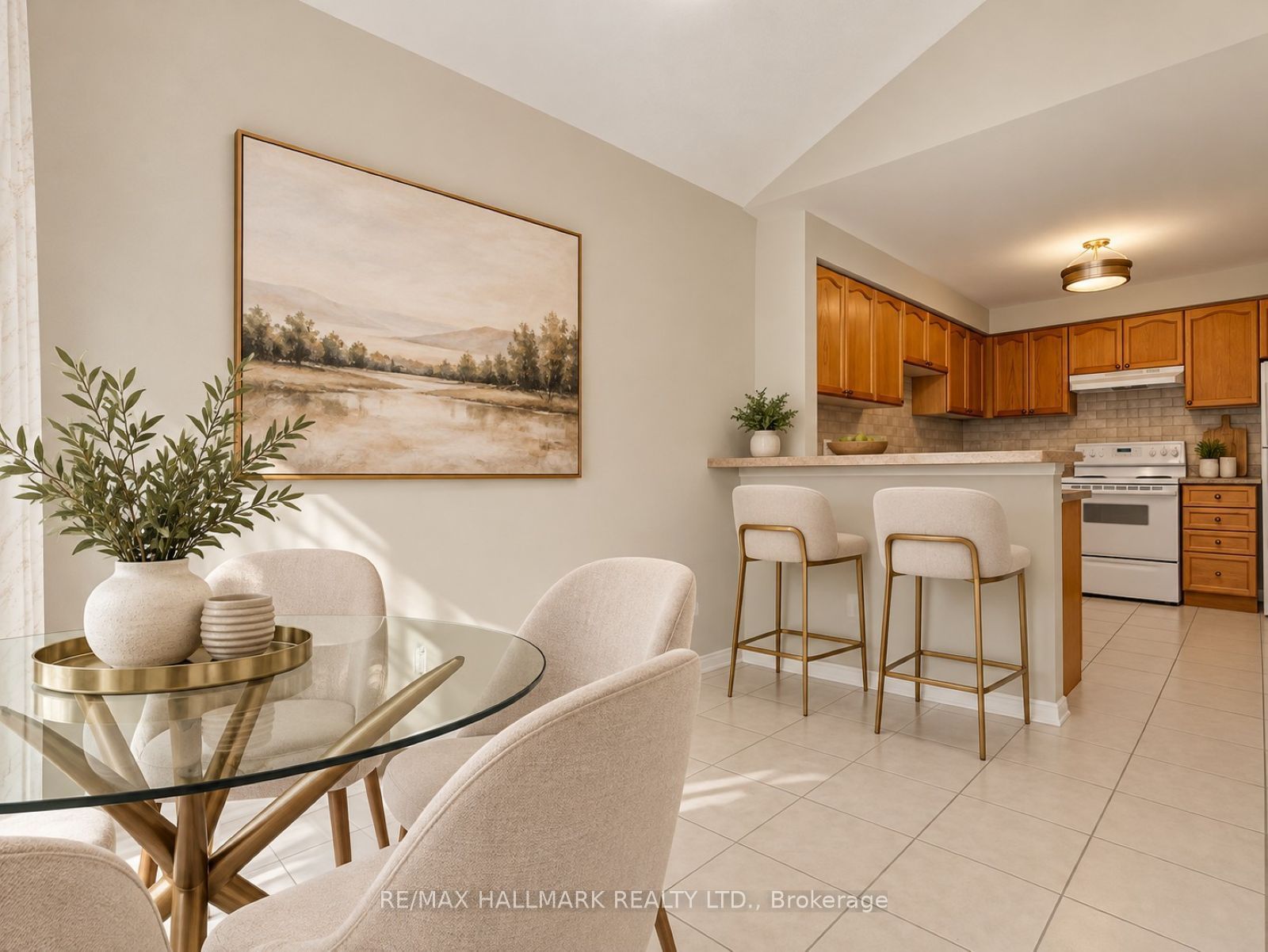 416 Heddle Crescent Property Photo 17