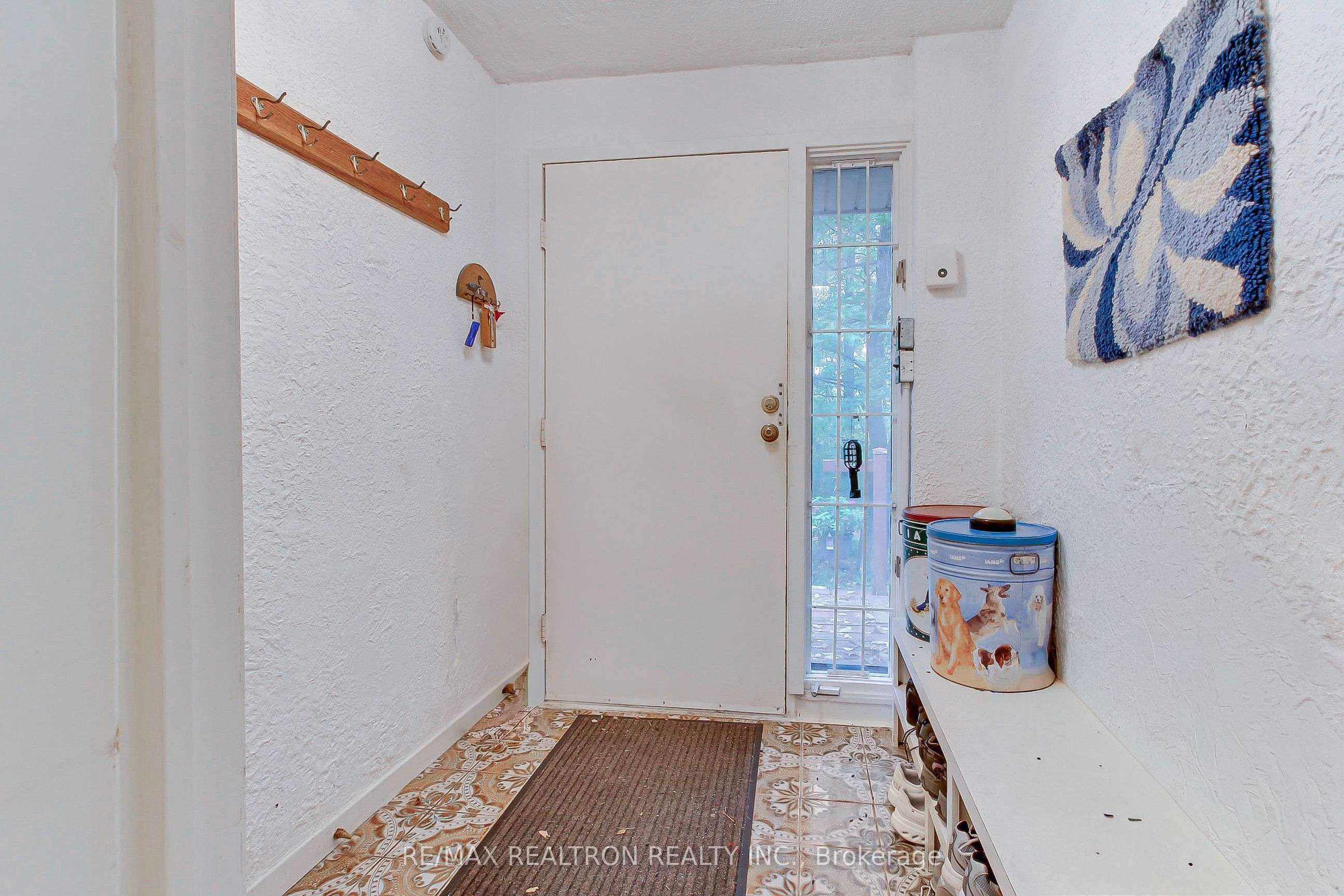 12603 Leslie Street Property Photo 4