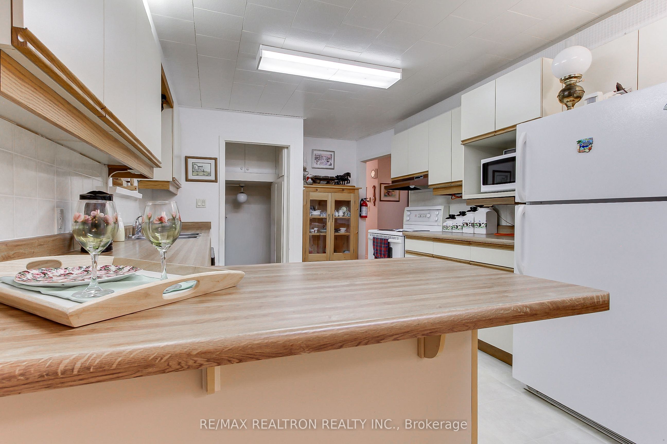 12603 Leslie Street Property Photo 11