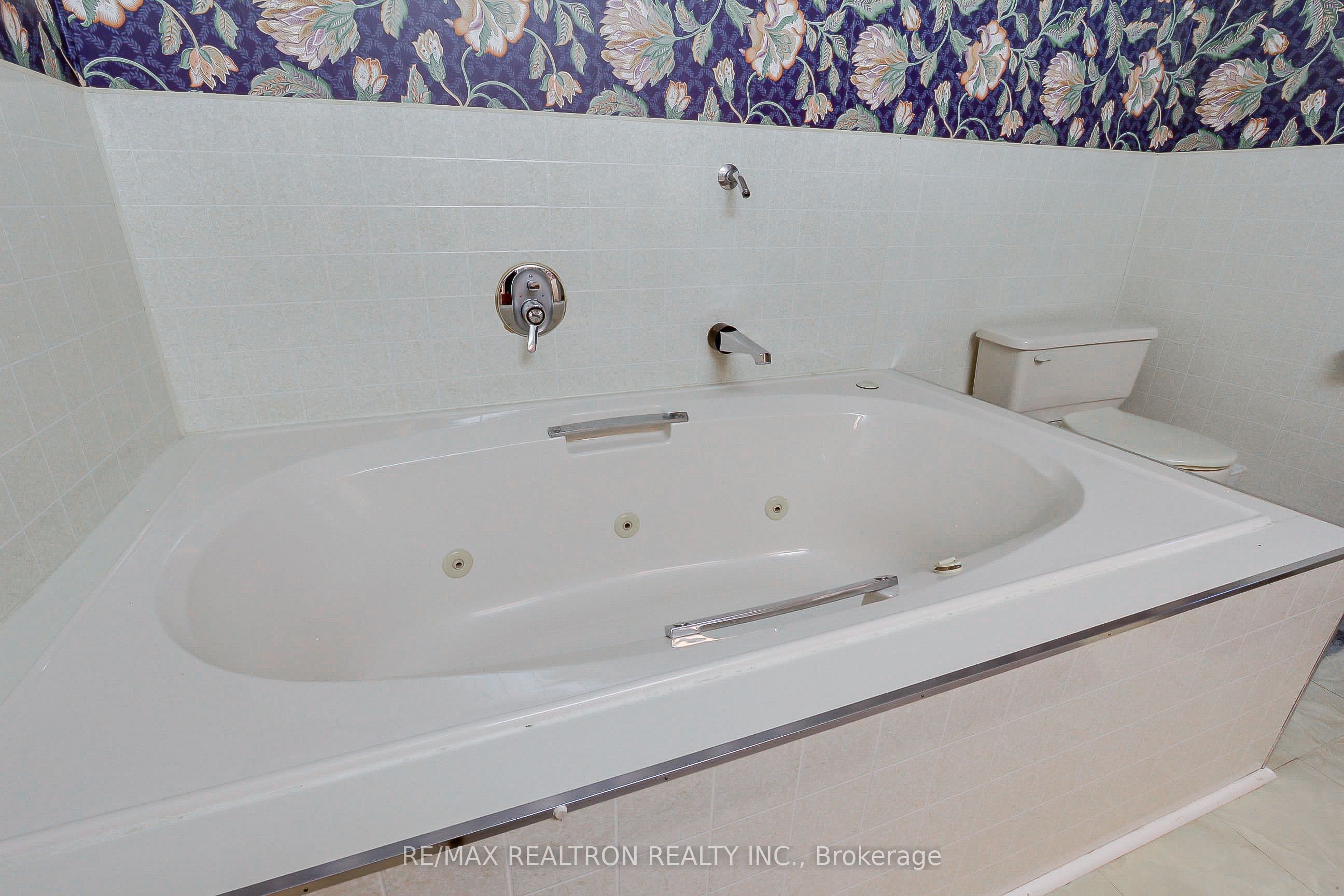 12603 Leslie Street Property Photo 24