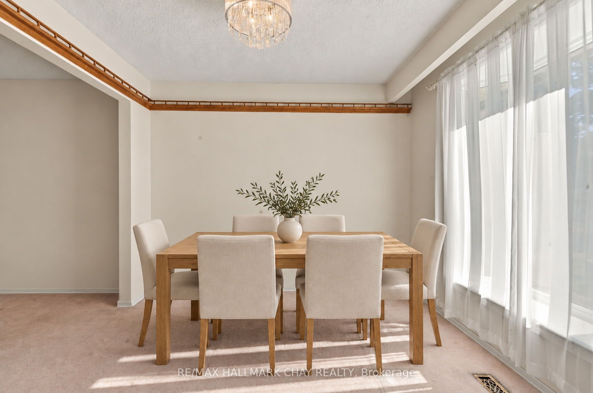 6815 4th Line Property Photo 18