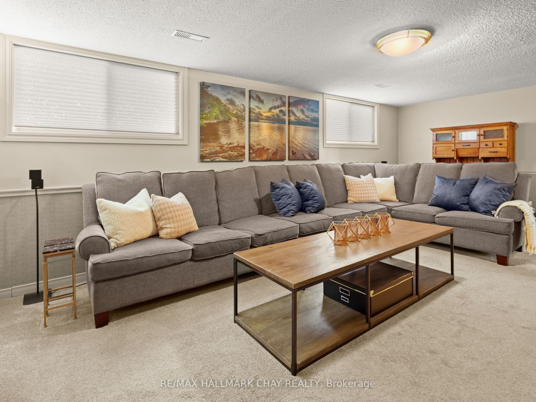 6815 4th Line Property Photo 28