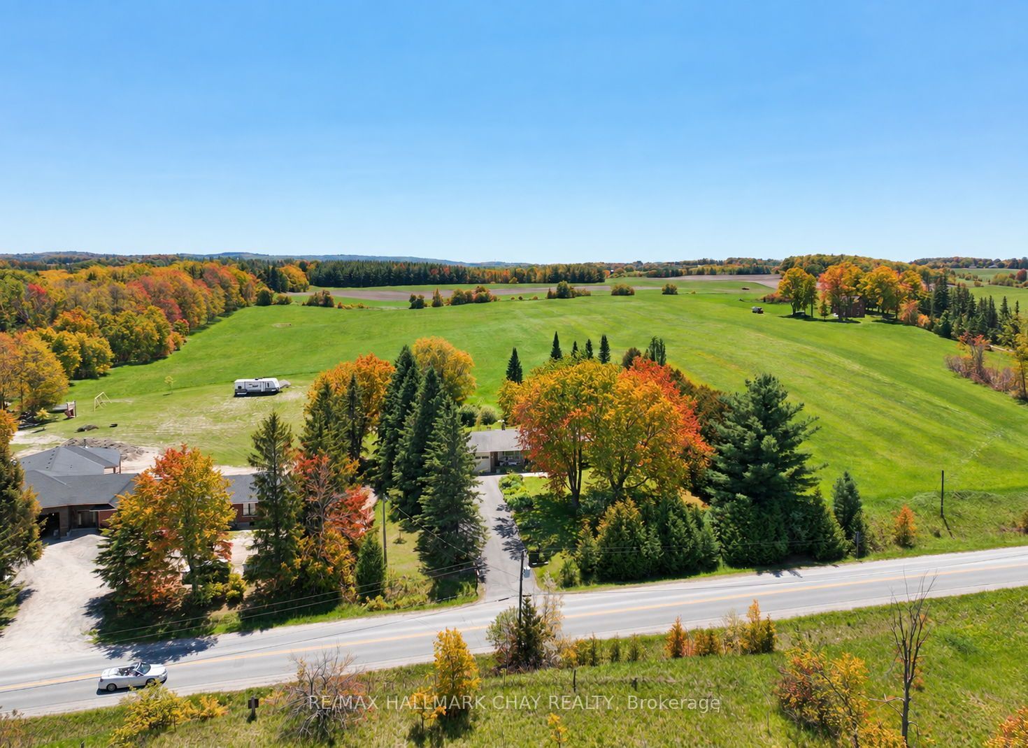 6815 4th Line Property Photo 41