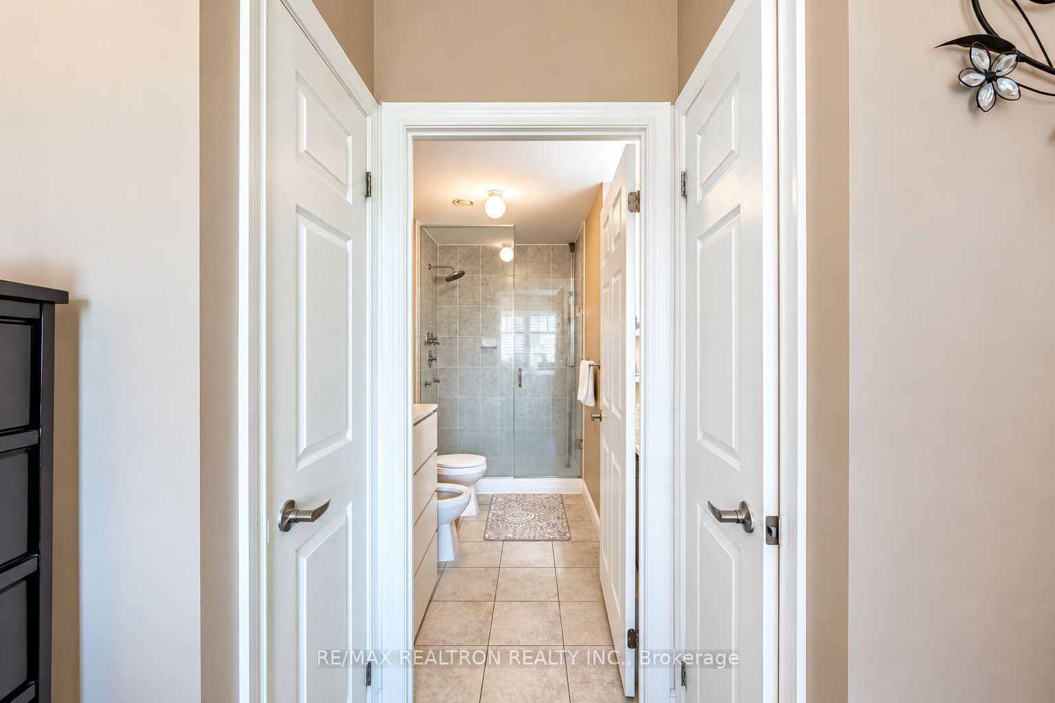 10211 Keele Street 234 Property Photo 24
