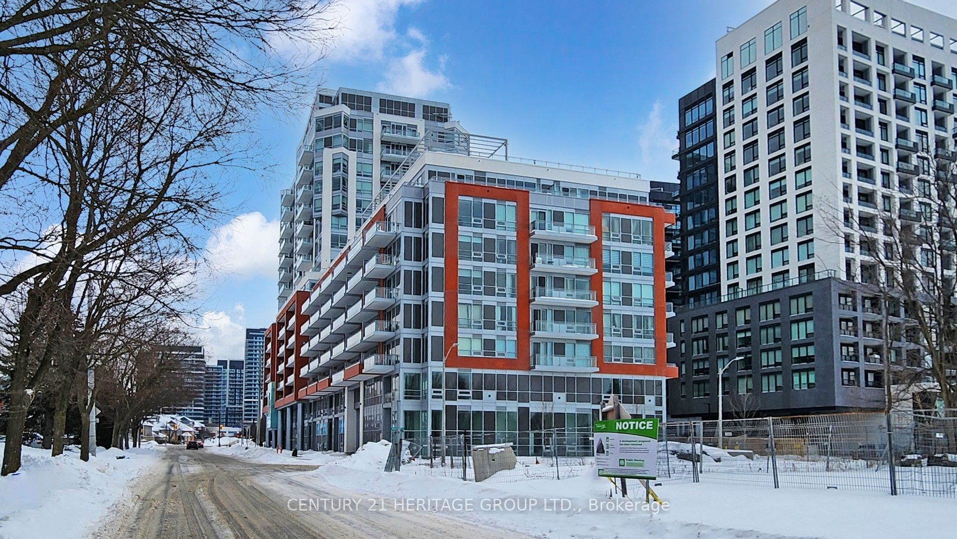 8888 Yonge Street 325 Property Photo 1