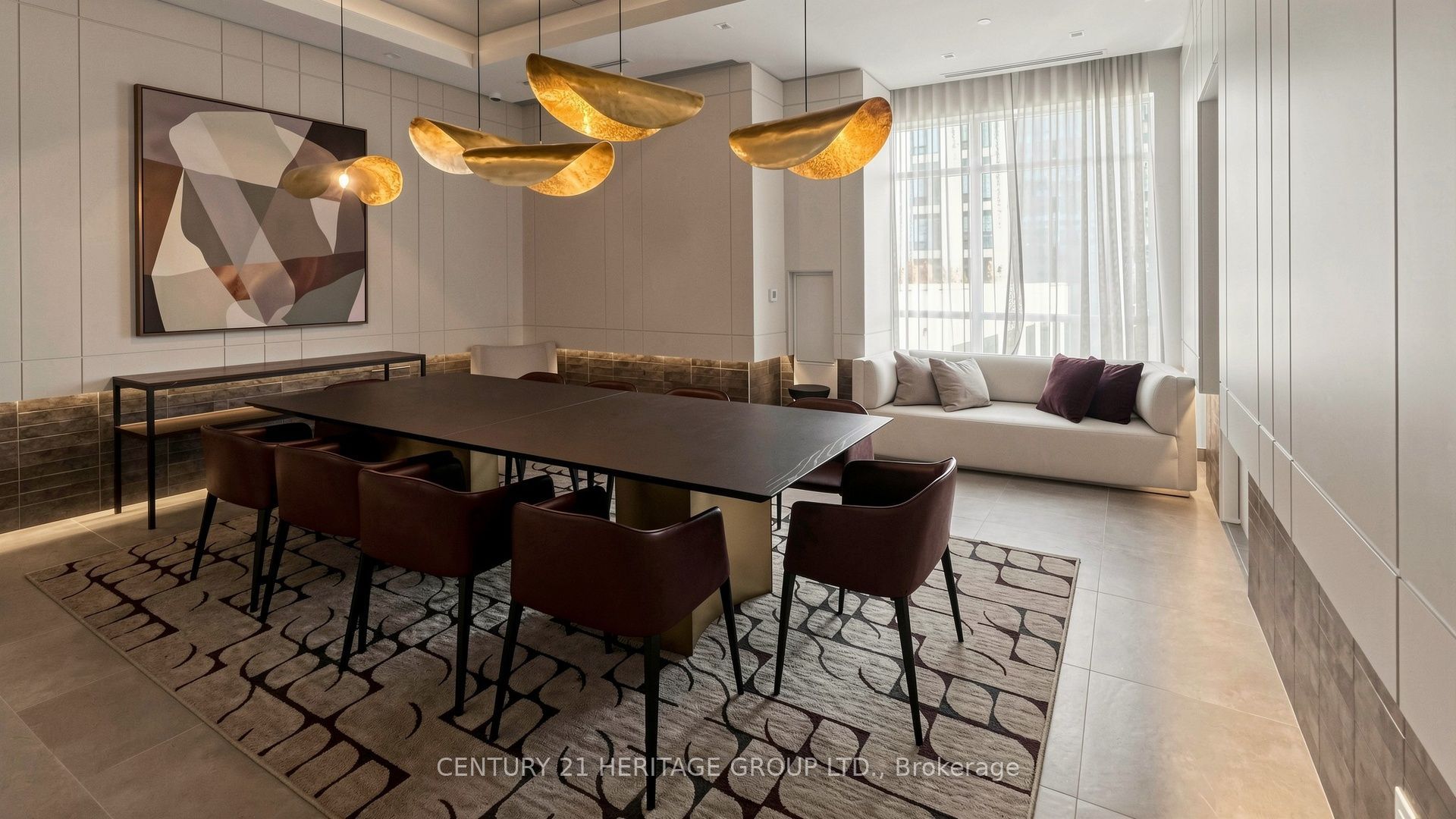 8888 Yonge Street 325 Property Photo 13