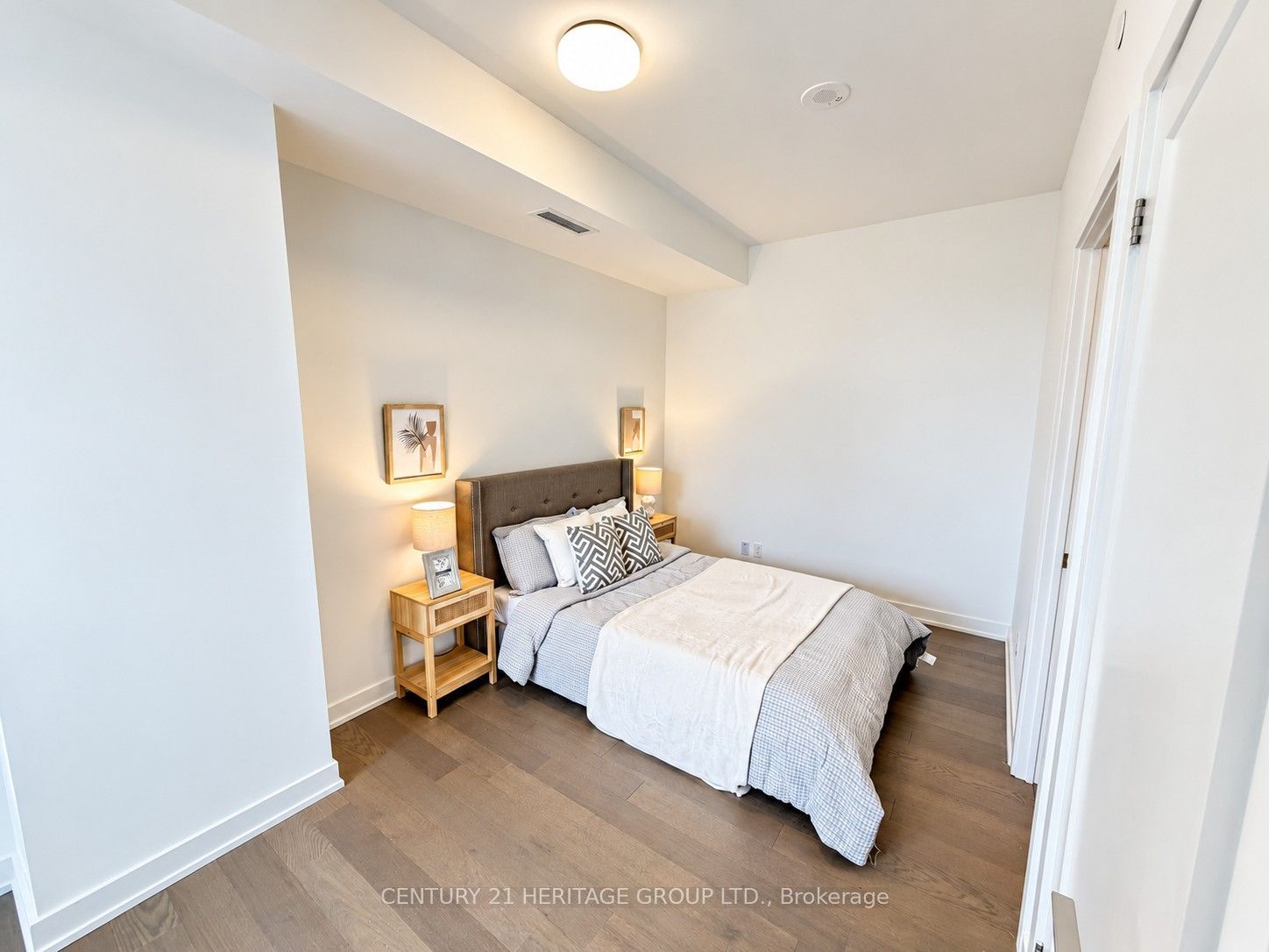 8888 Yonge Street 325 Property Photo 31
