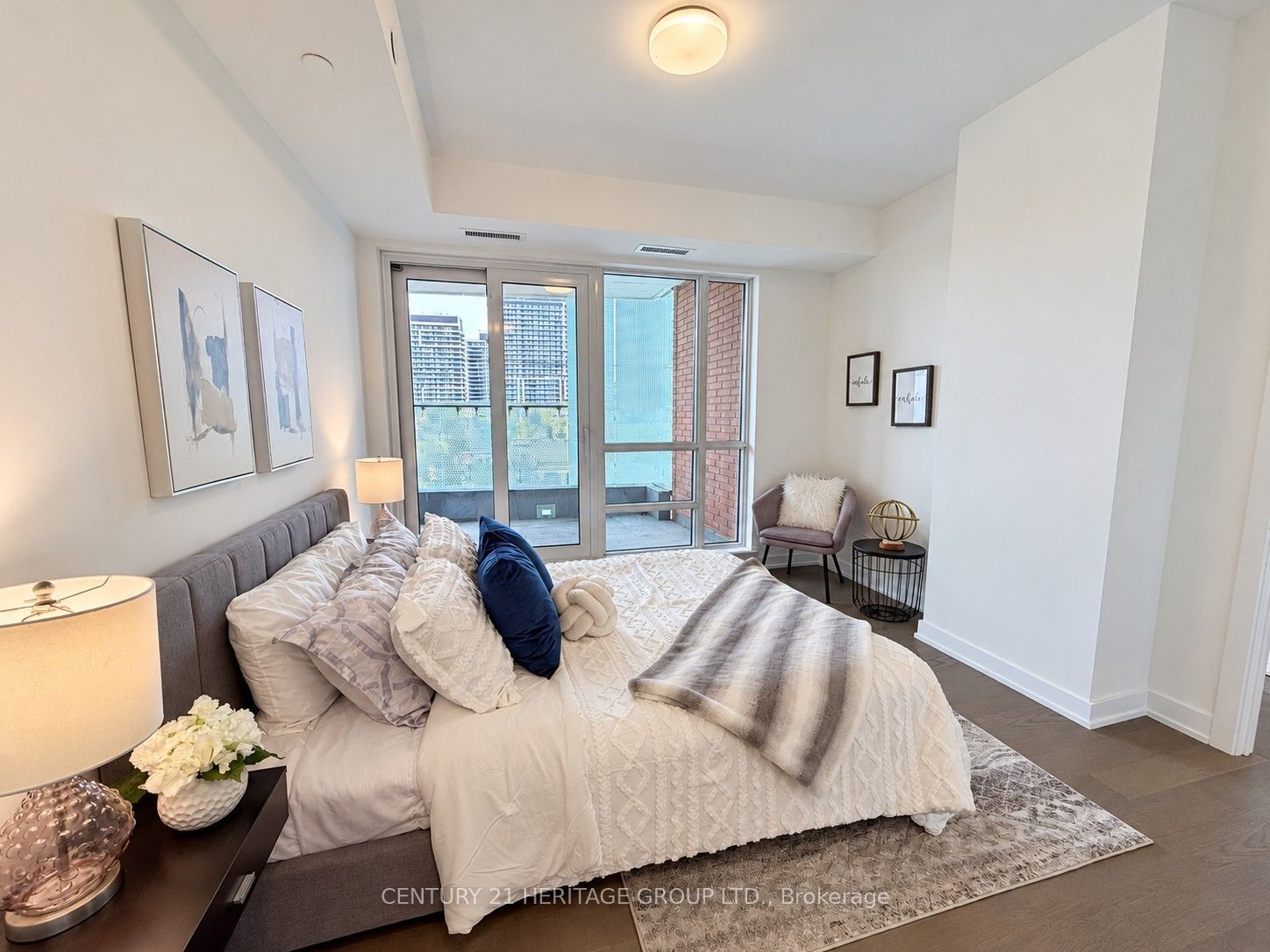8888 Yonge Street 325 Property Photo 32