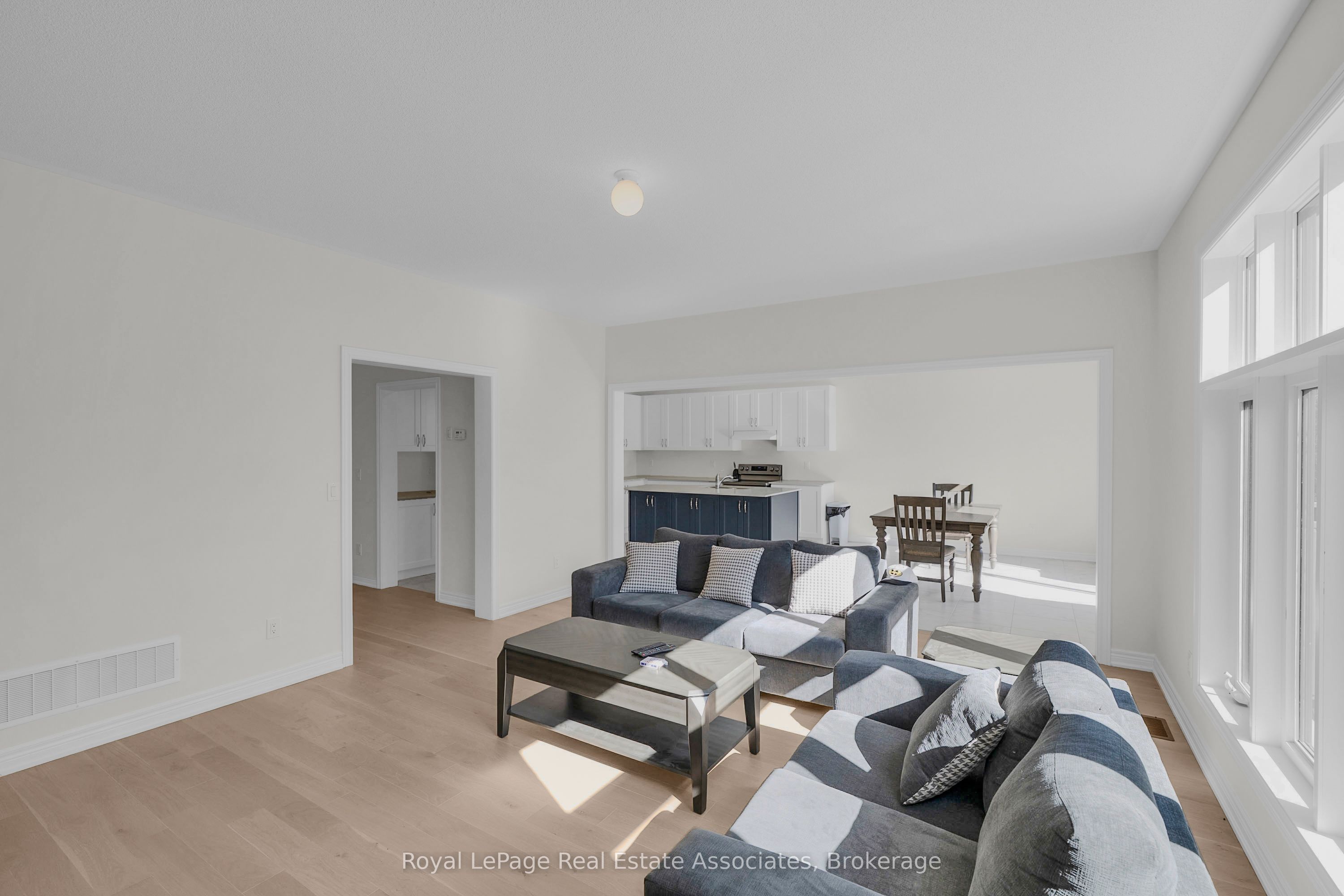 1418 Davis Loop Property Photo 14