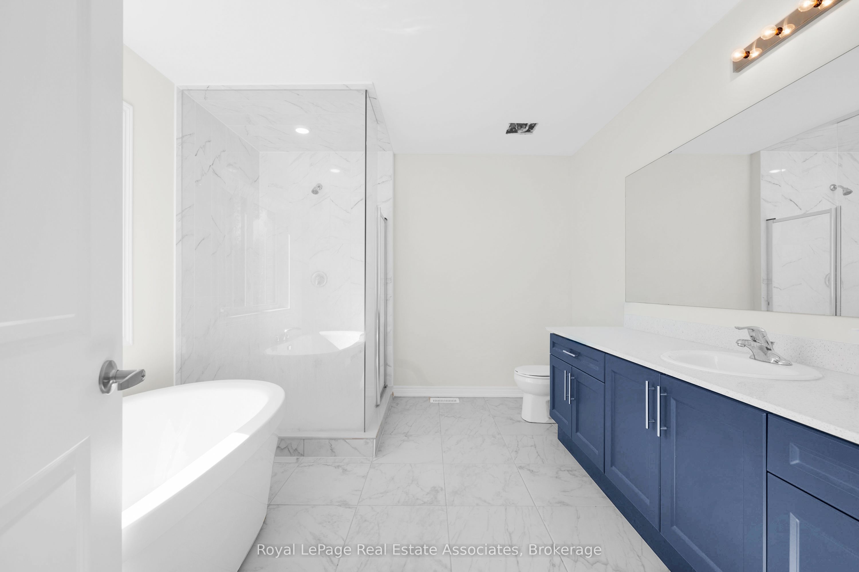 1418 Davis Loop Property Photo 27