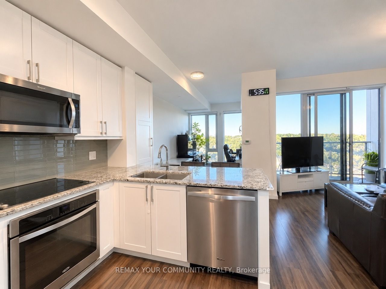 9600 Yonge Street 1602b Property Photo 11