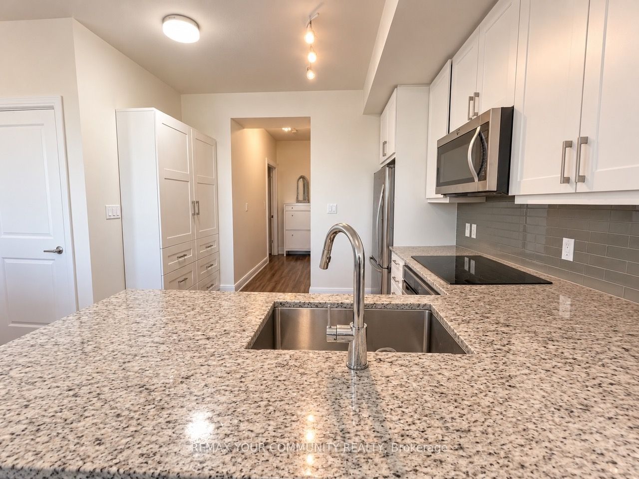 9600 Yonge Street 1602b Property Photo 14