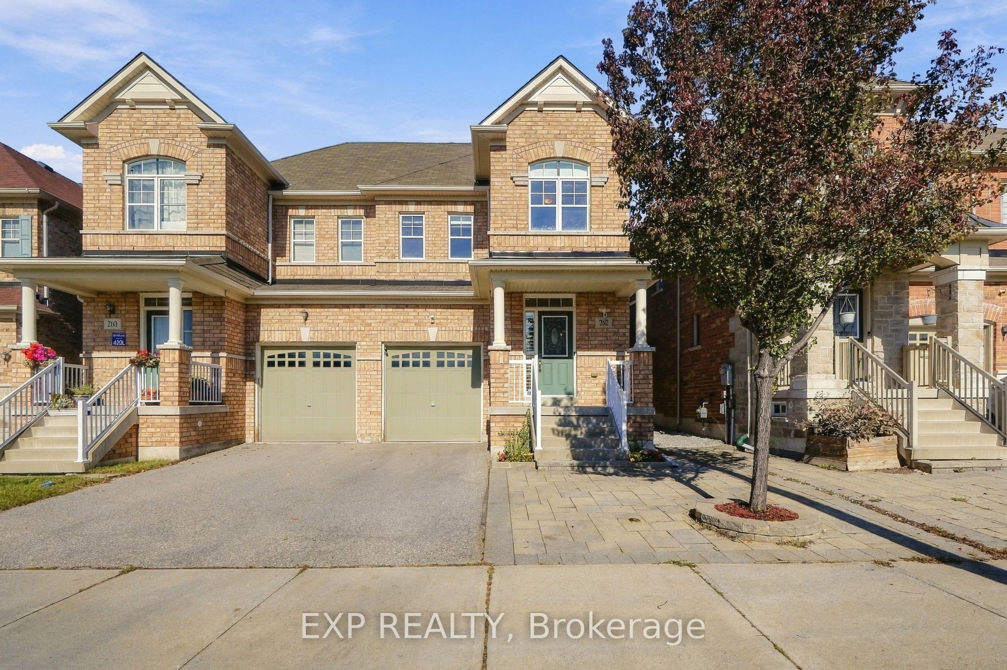 262 Wilfred Murison Avenue Property Photo 1