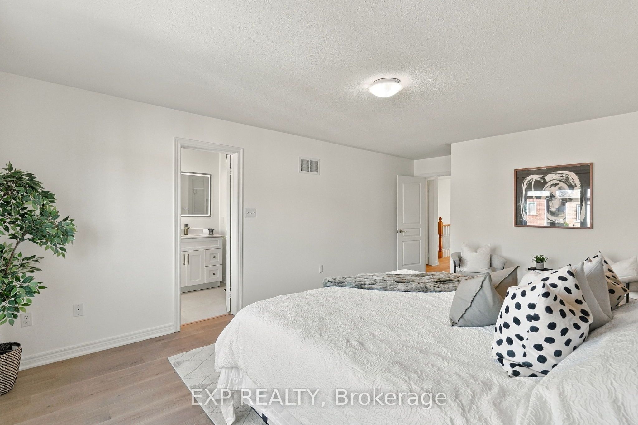 262 Wilfred Murison Avenue Property Photo 17