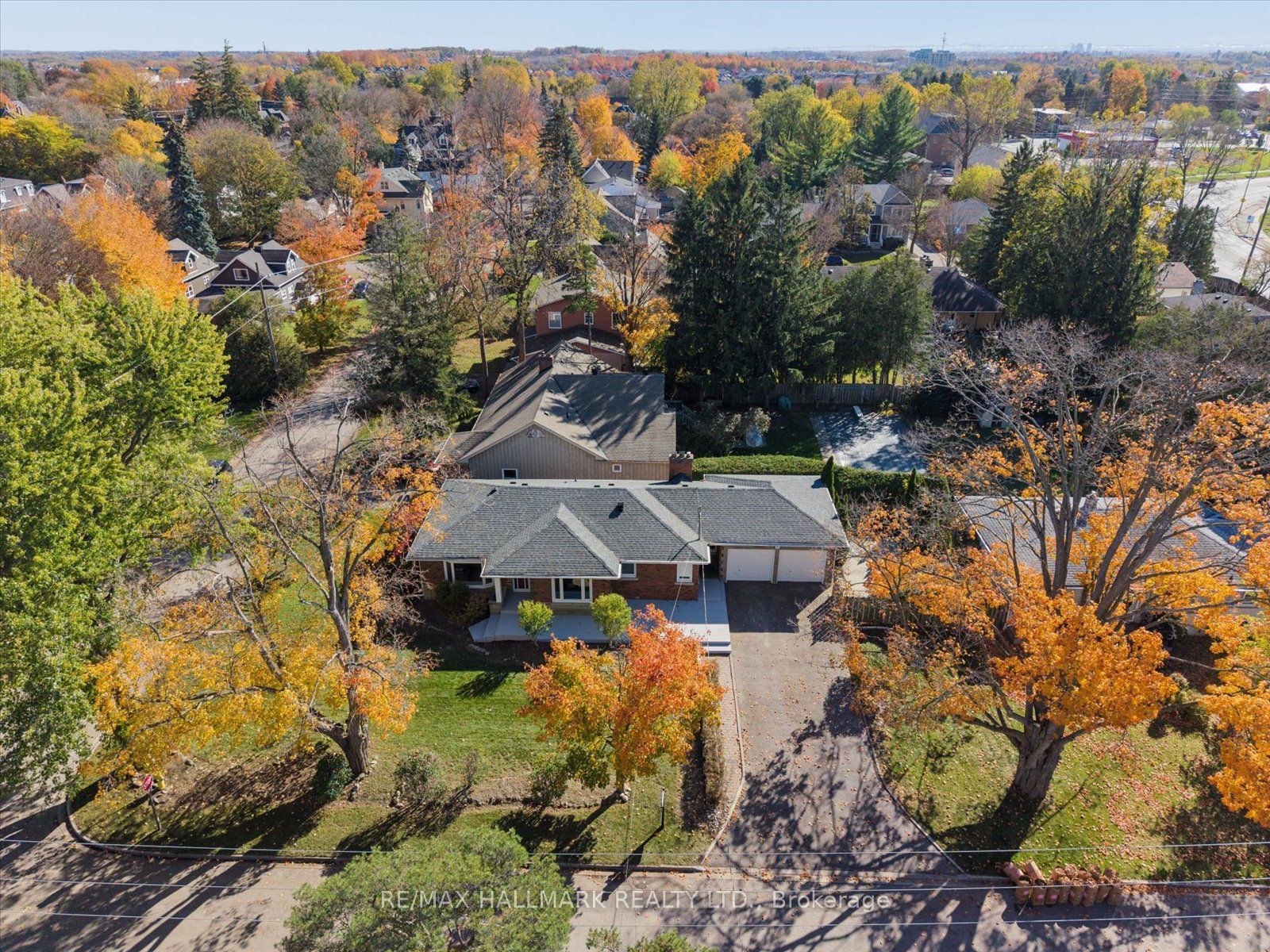 252 Harold Avenue Property Photo 2