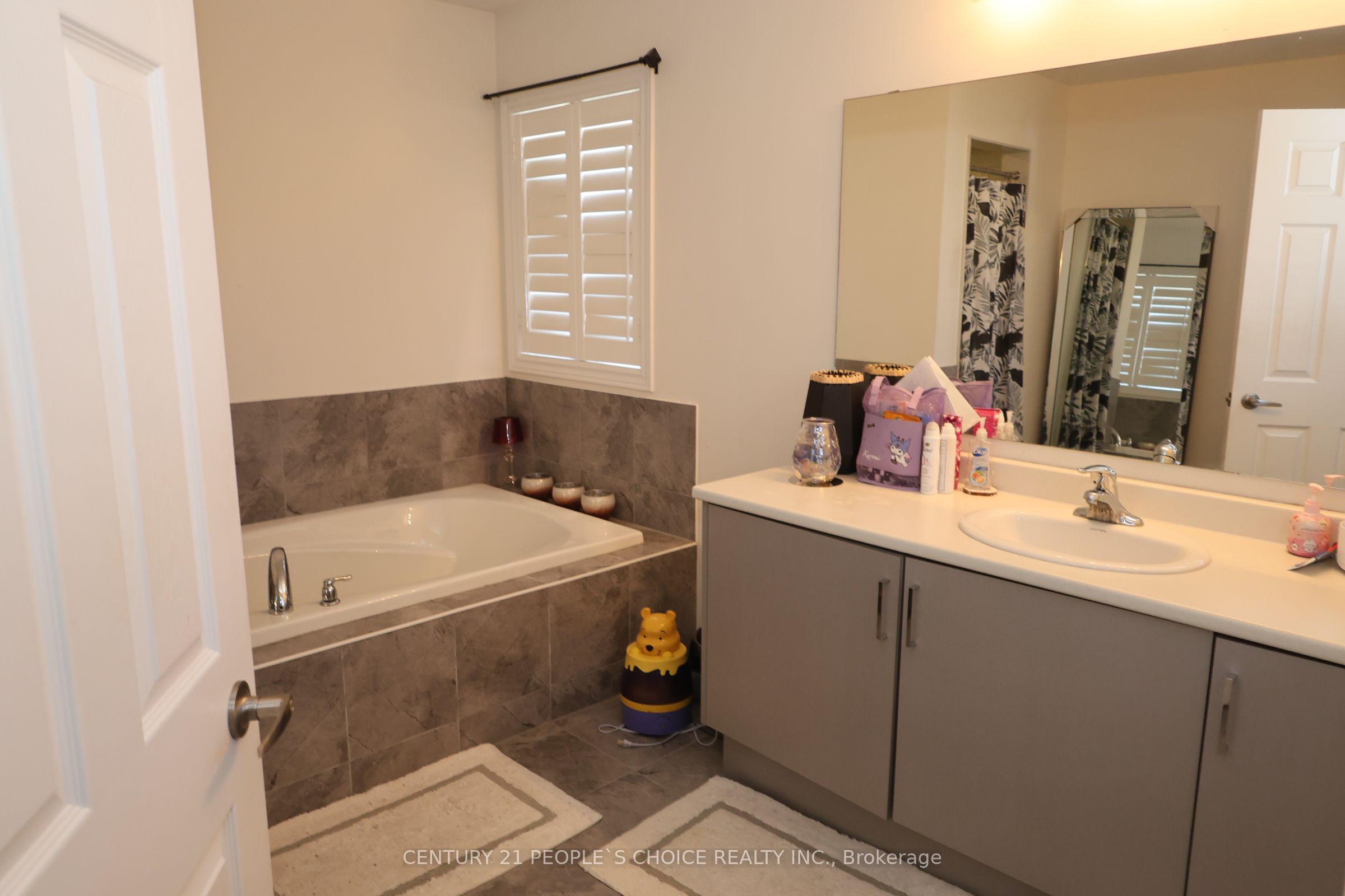 12 Tomporowski Trail Property Photo 17