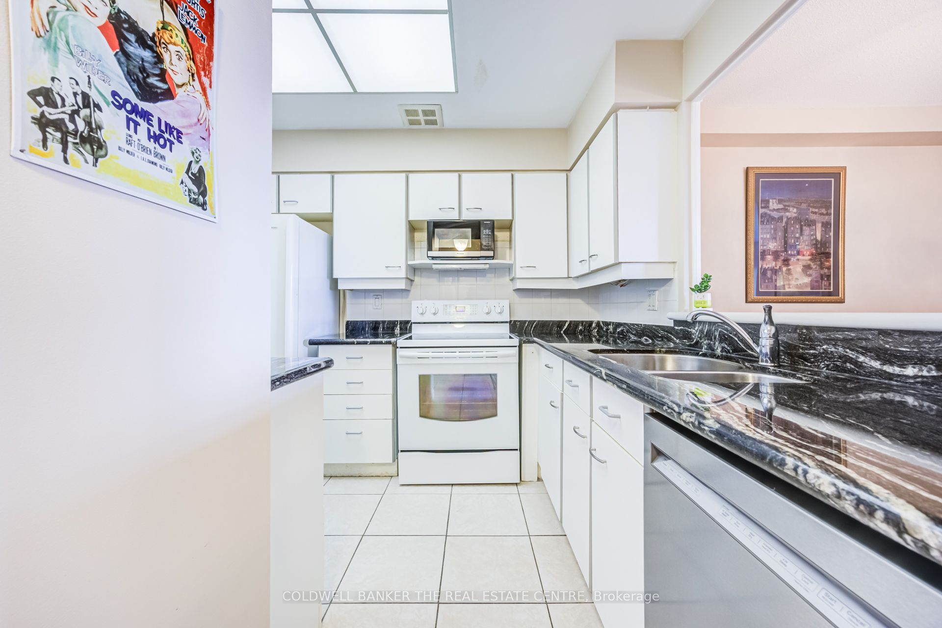 32 Clarissa Drive Ph22 Property Photo 21