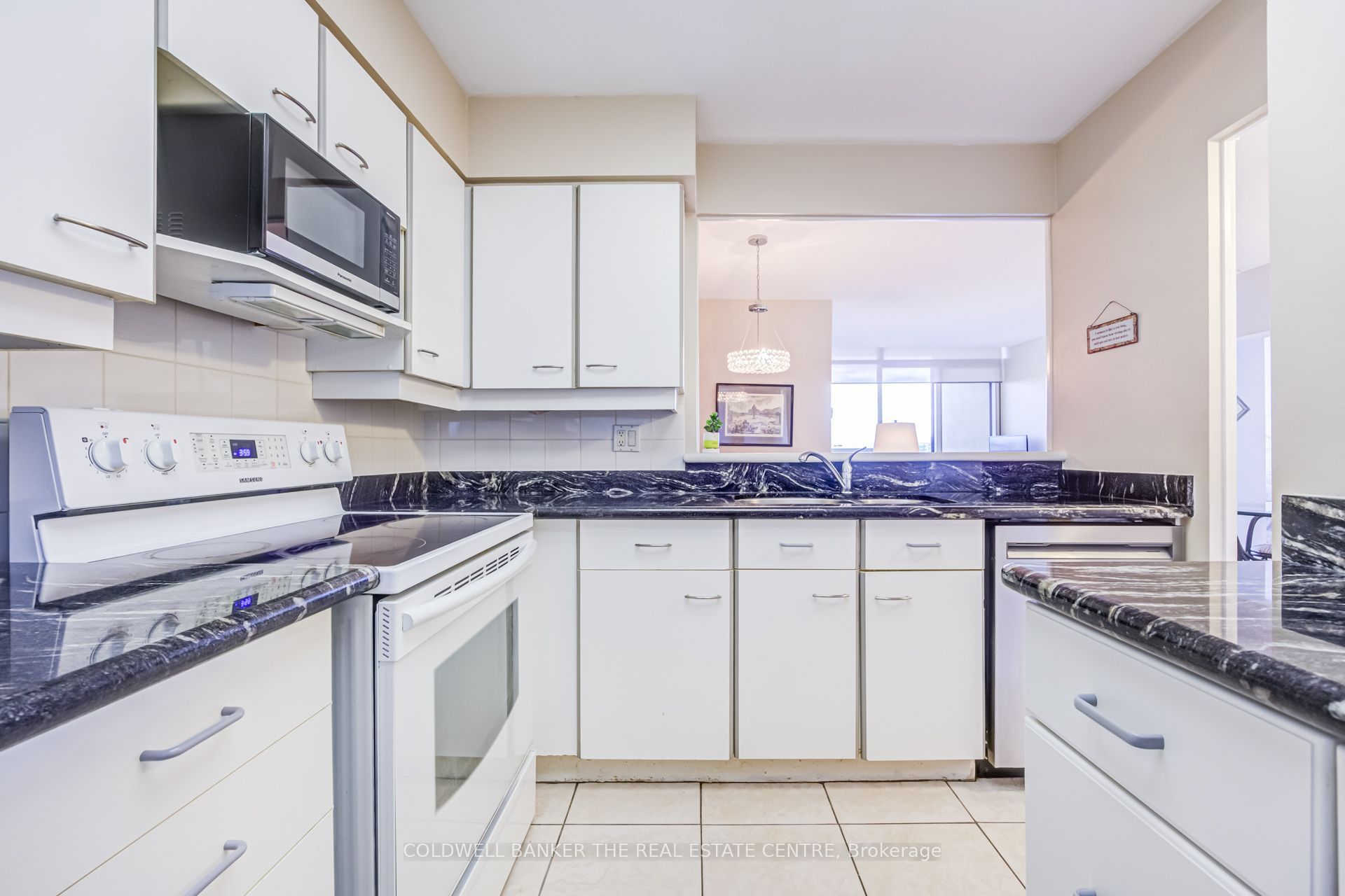 32 Clarissa Drive Ph22 Property Photo 23