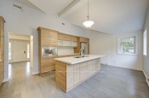 12 Westgate Boulevard Property Photo 11