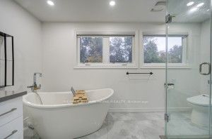 12 Westgate Boulevard Property Photo 28