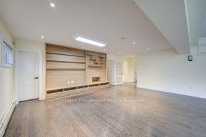 12 Westgate Boulevard Property Photo 37