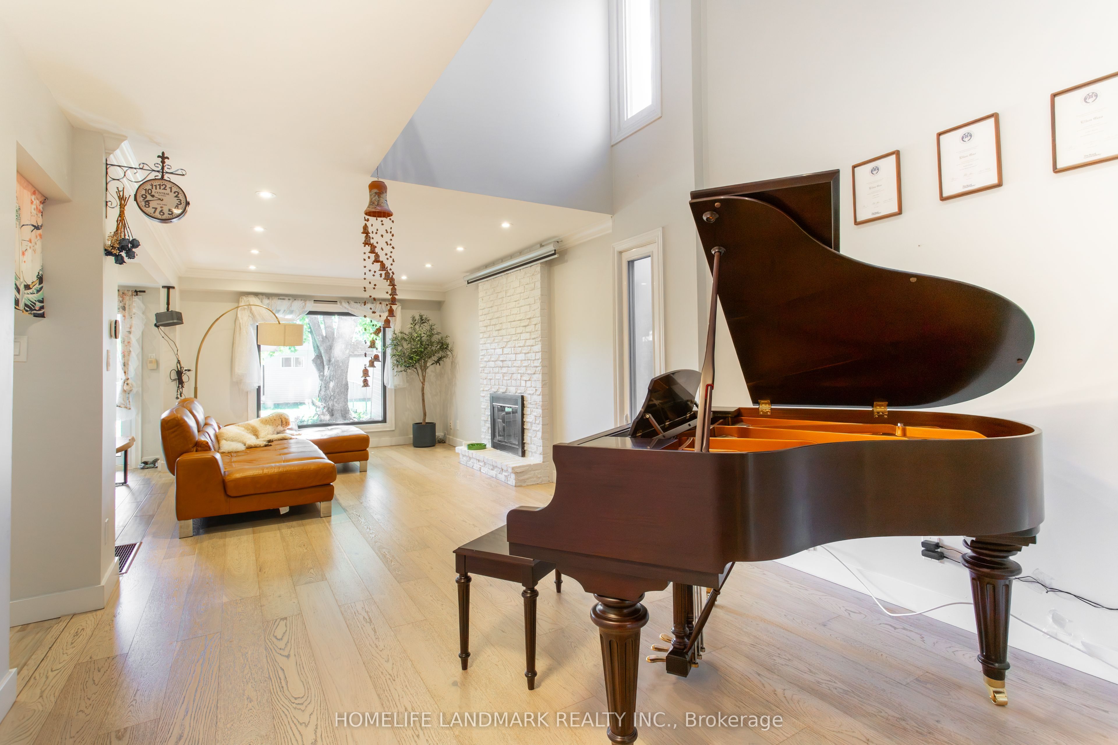 15 Foxglove Court Property Photo 8