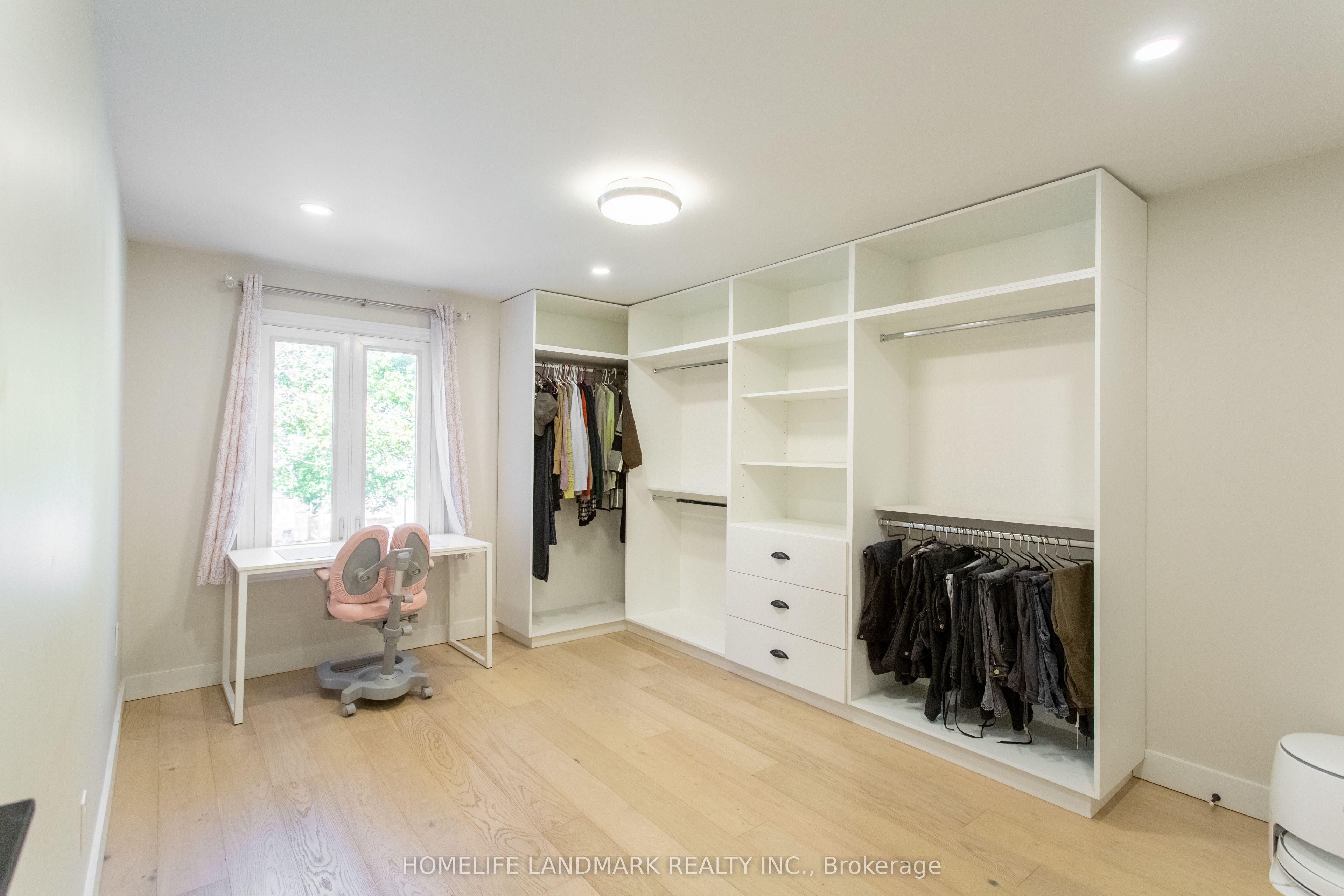 15 Foxglove Court Property Photo 16