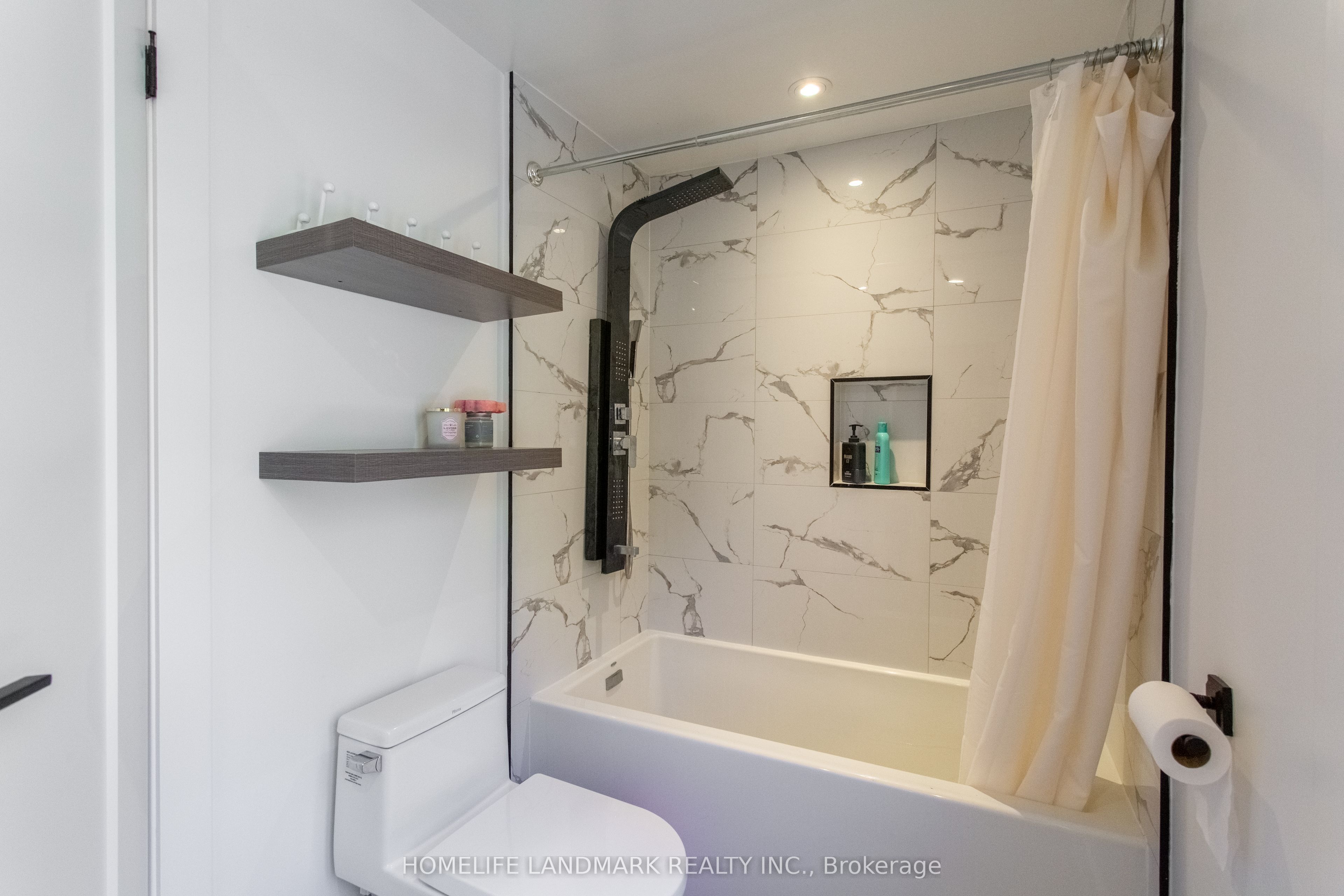 15 Foxglove Court Property Photo 18