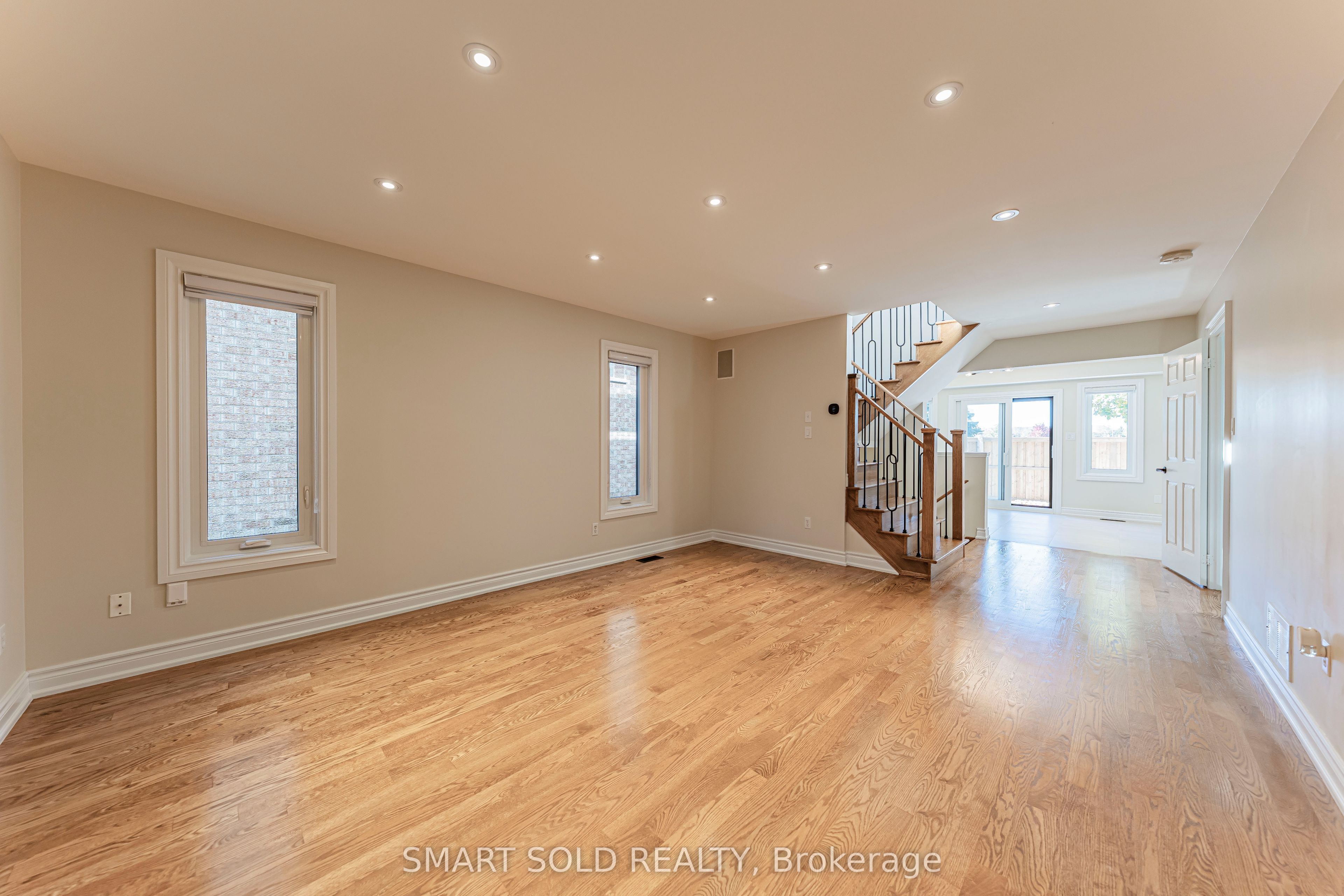 106 Bologna Road Property Photo 4