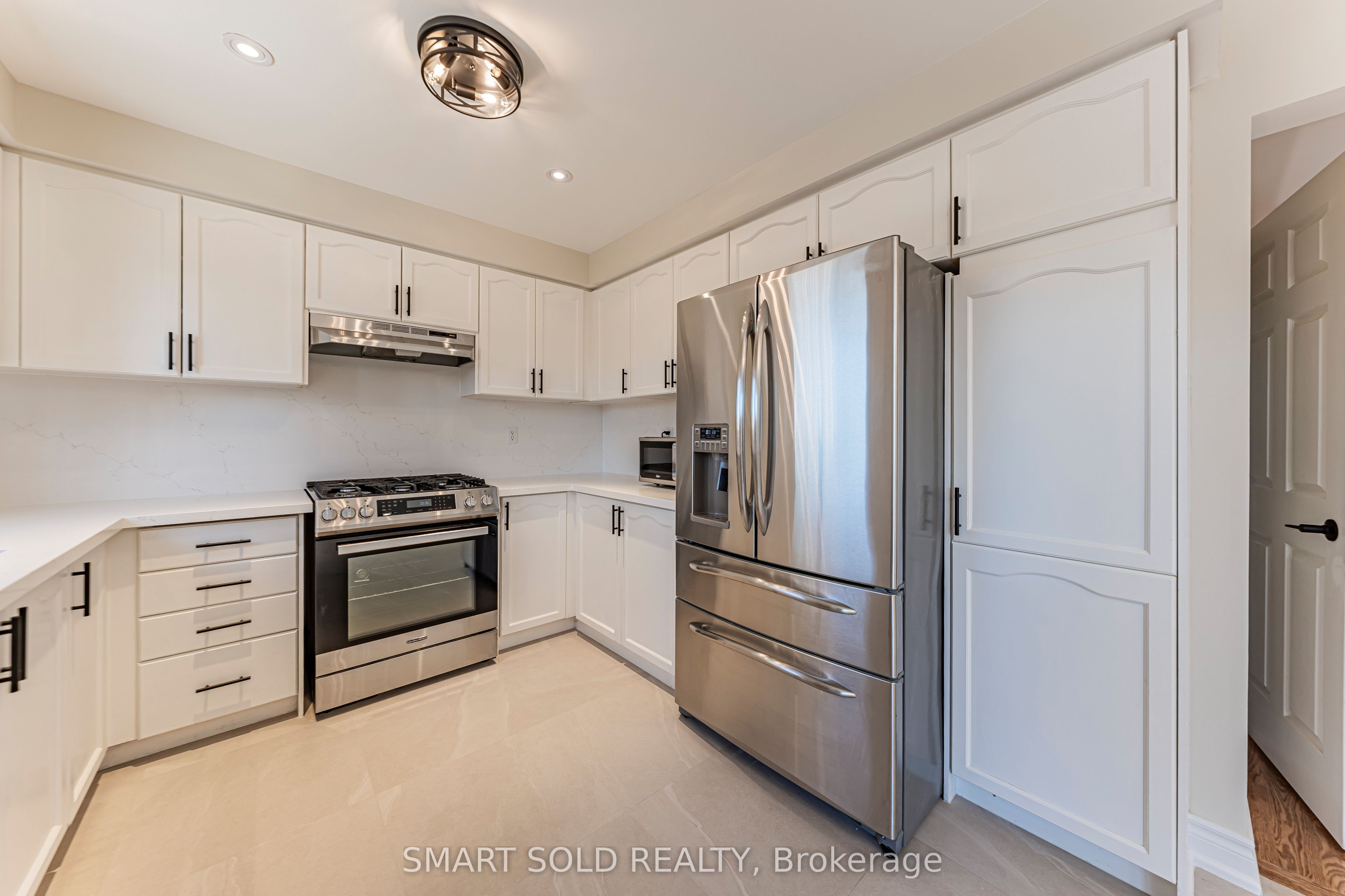 106 Bologna Road Property Photo 6