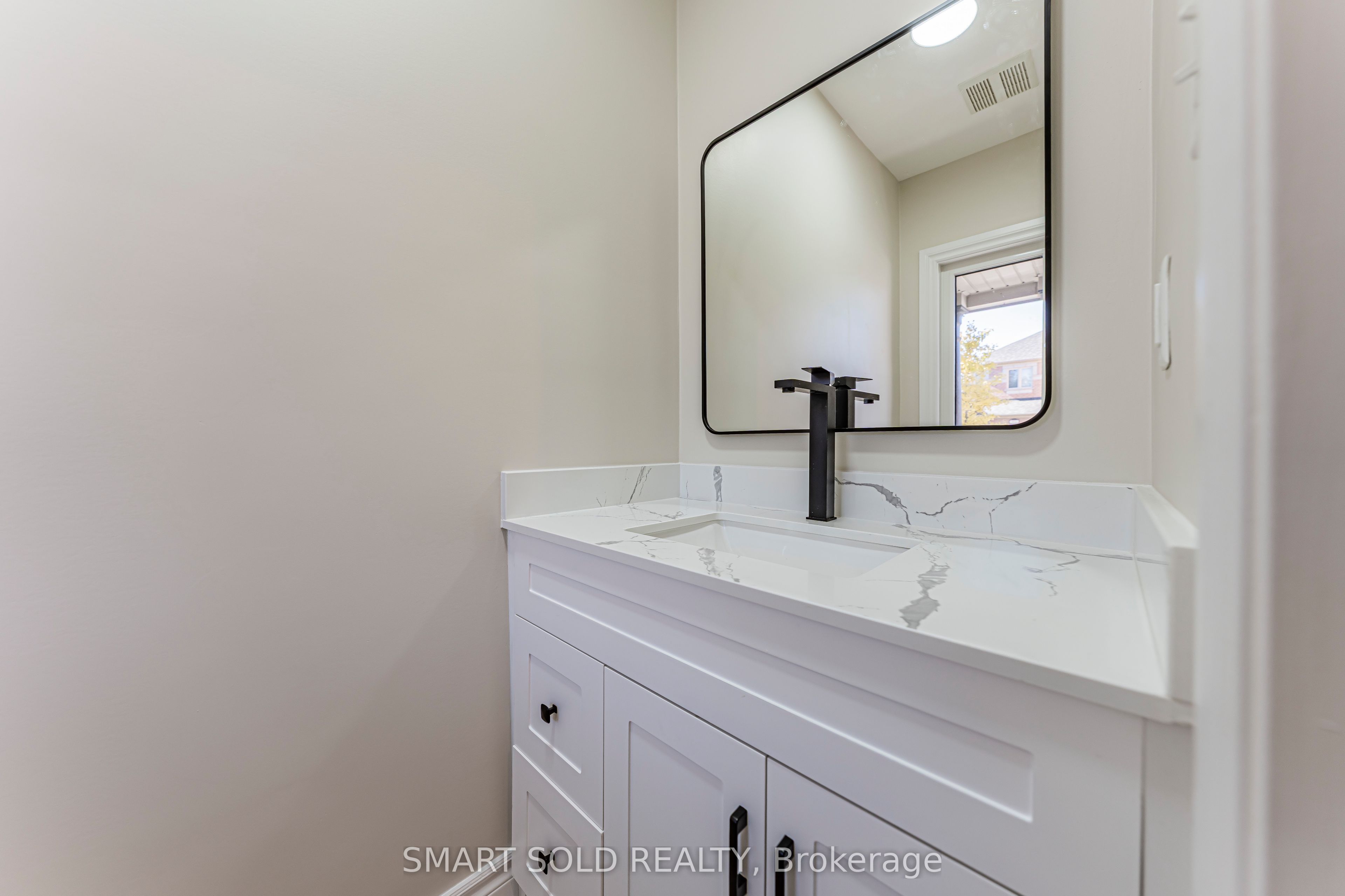 106 Bologna Road Property Photo 9