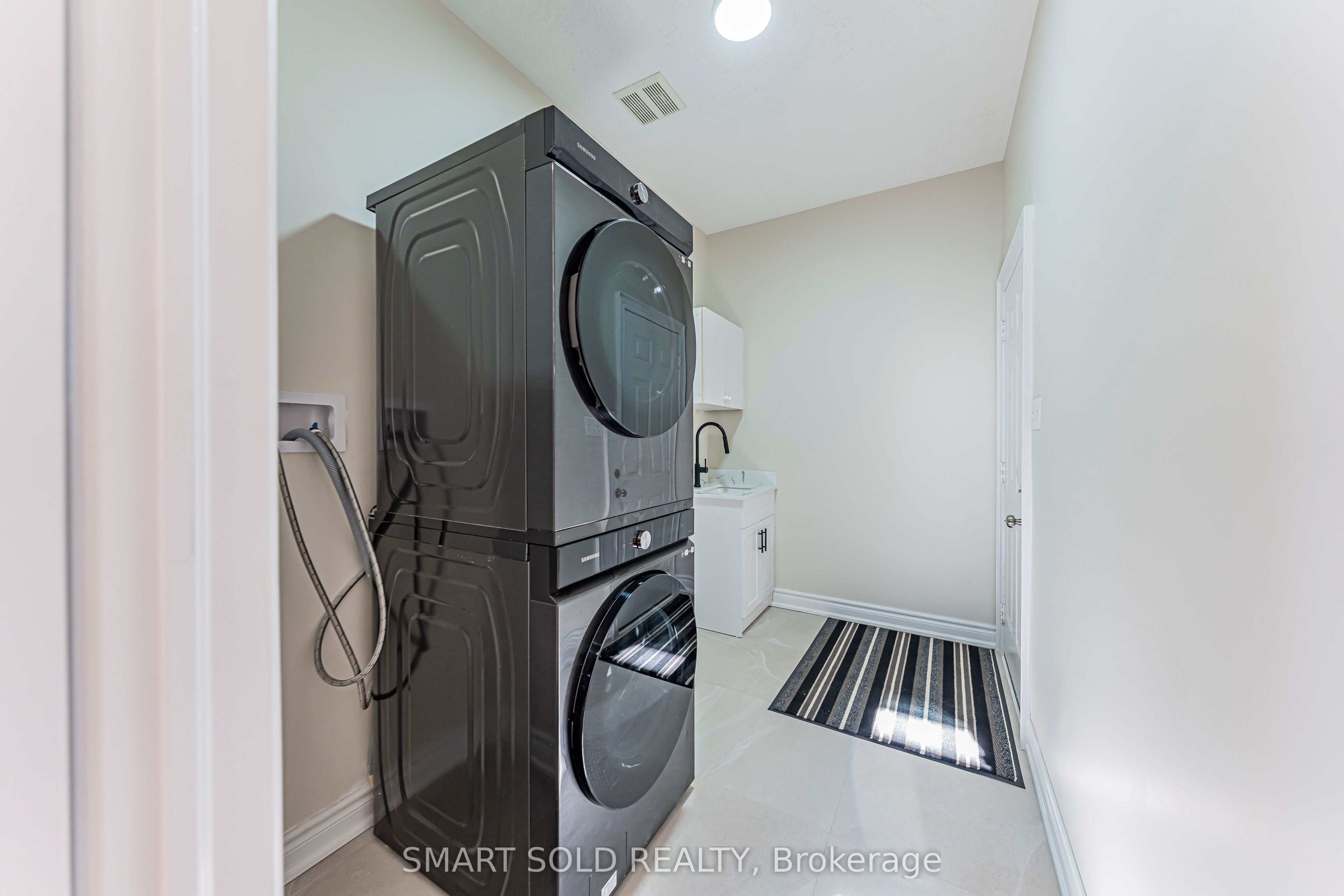 106 Bologna Road Property Photo 11