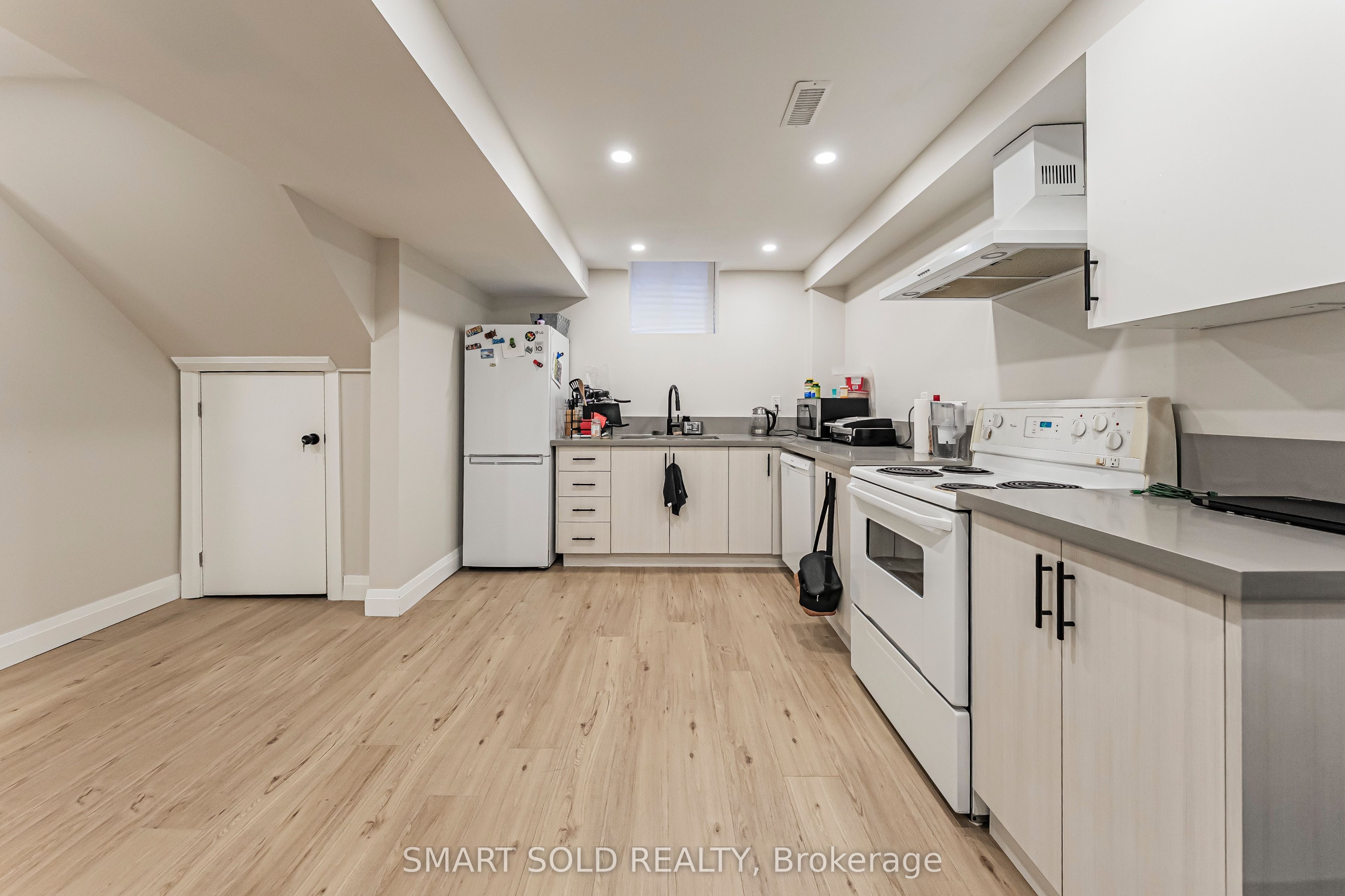 106 Bologna Road Property Photo 30