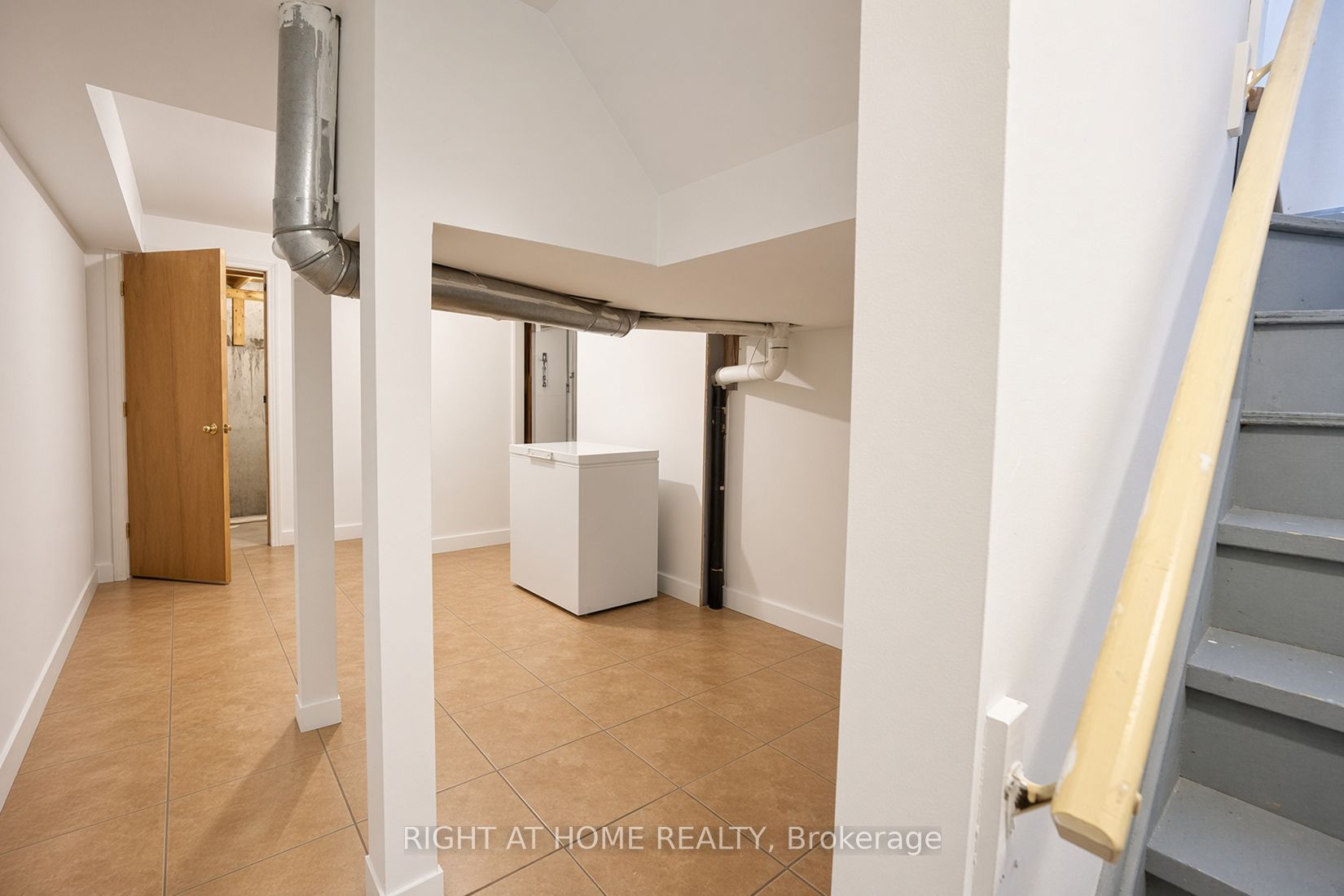 388 Vellore Park Avenue Property Photo 26