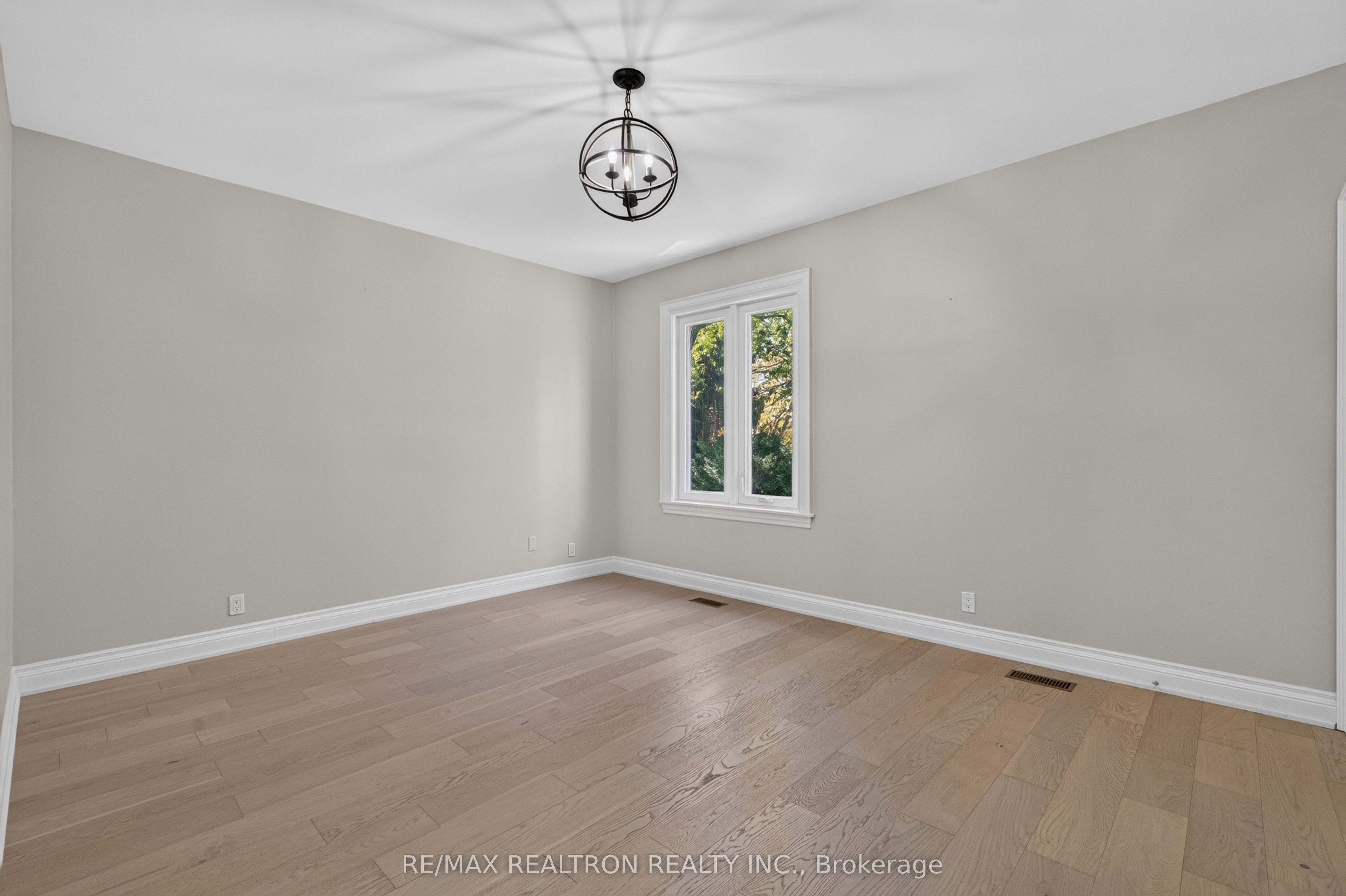 48 Johnson Street Property Photo 36