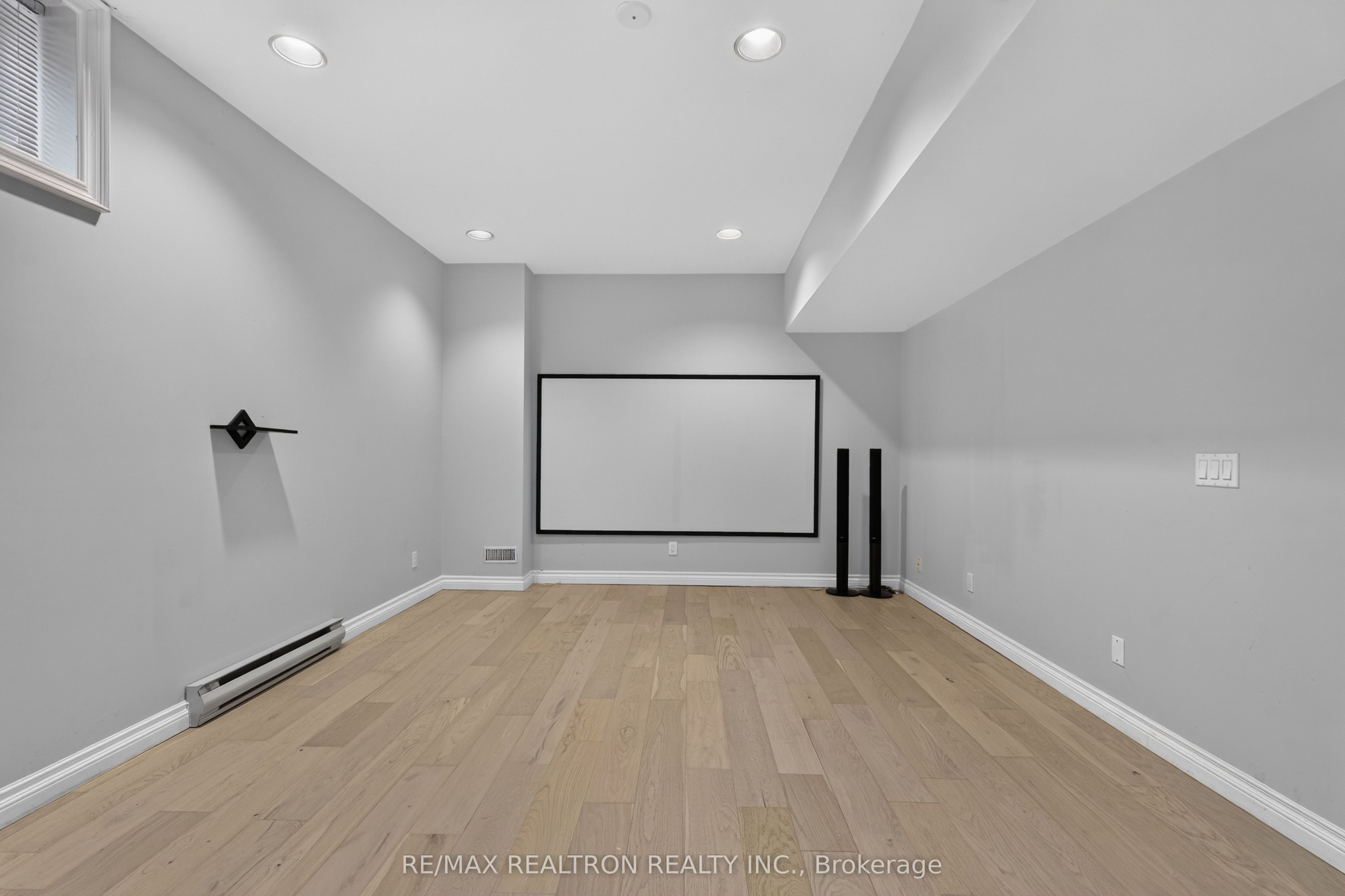48 Johnson Street Property Photo 41