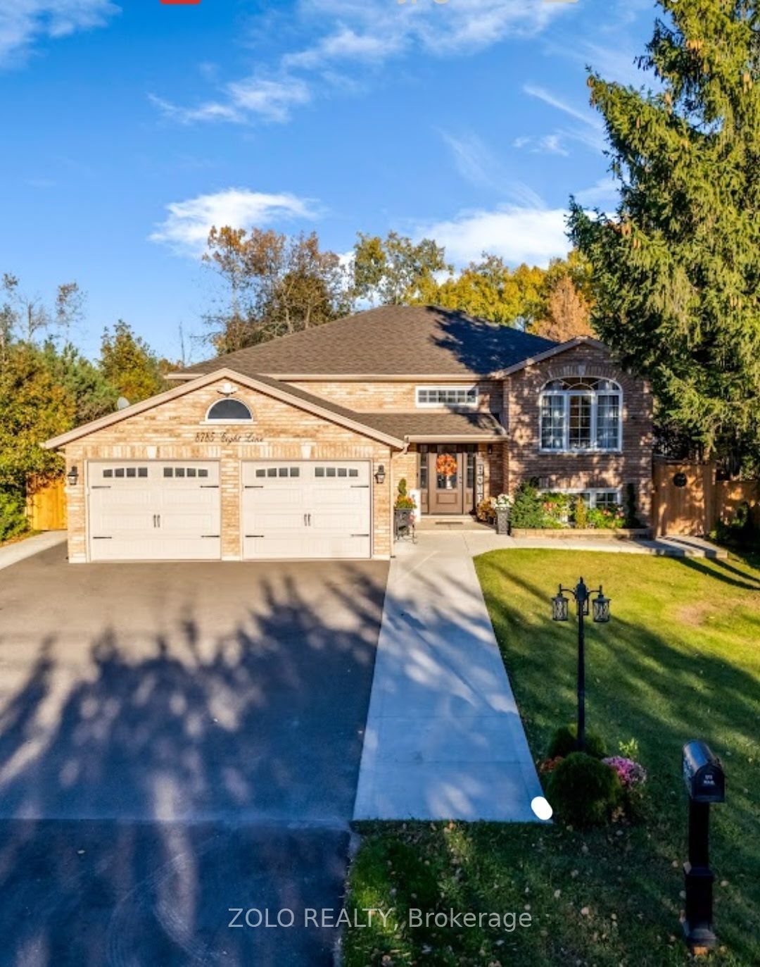 8785 8th Line Property Photo 1