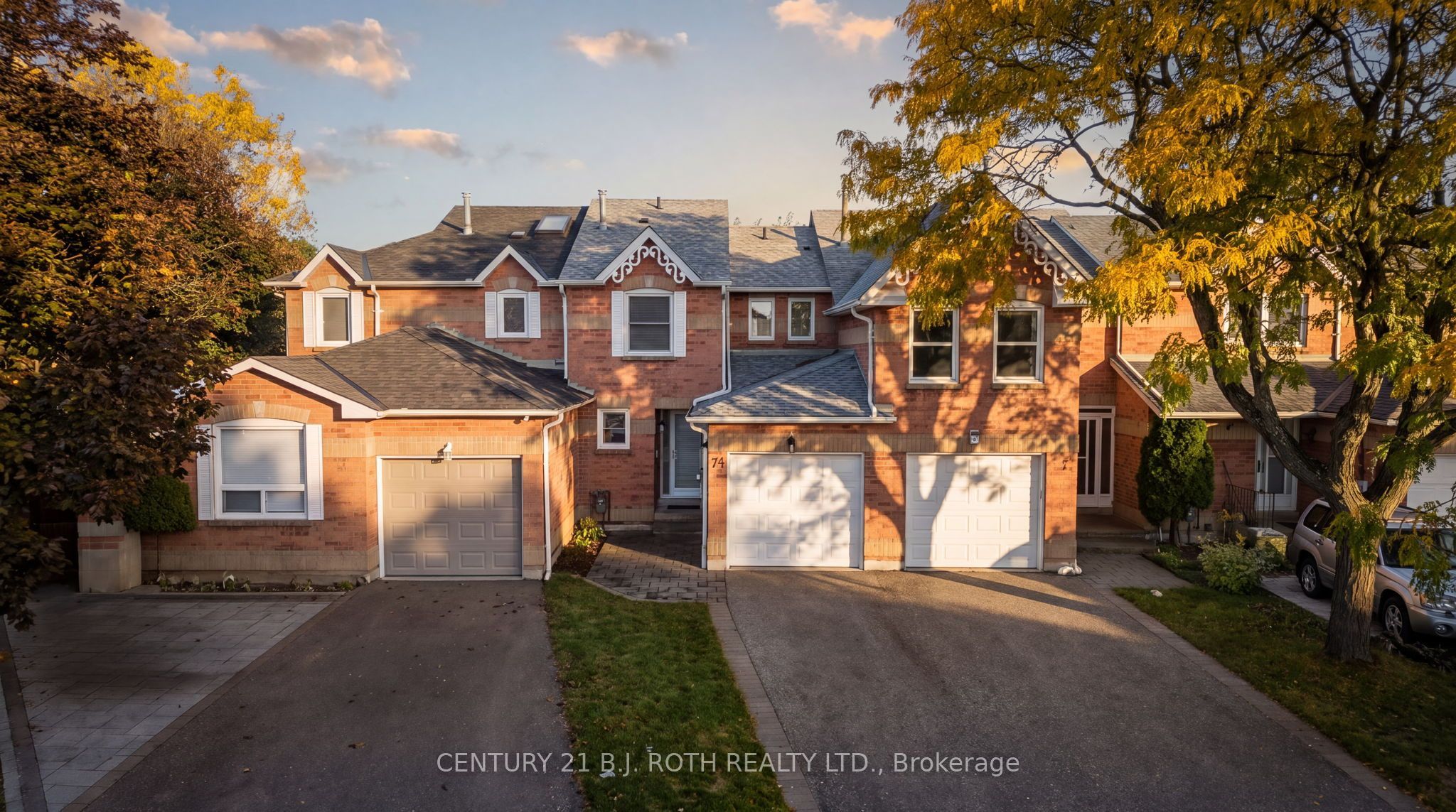 74 Ritva Court E Property Photo 1